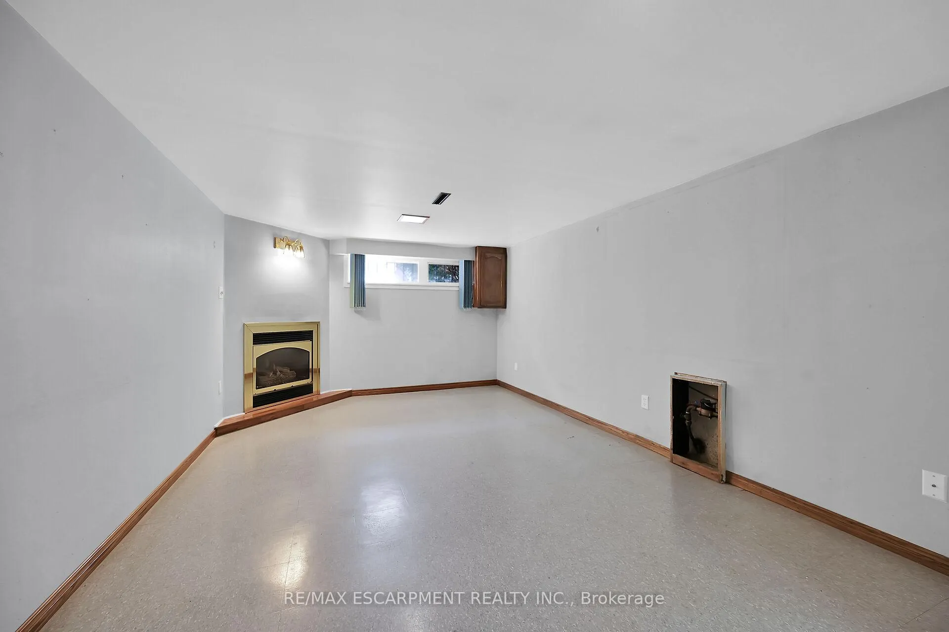 Photo 27 of 31 Belair Drive, Hamilton, Centremount — HOMEH