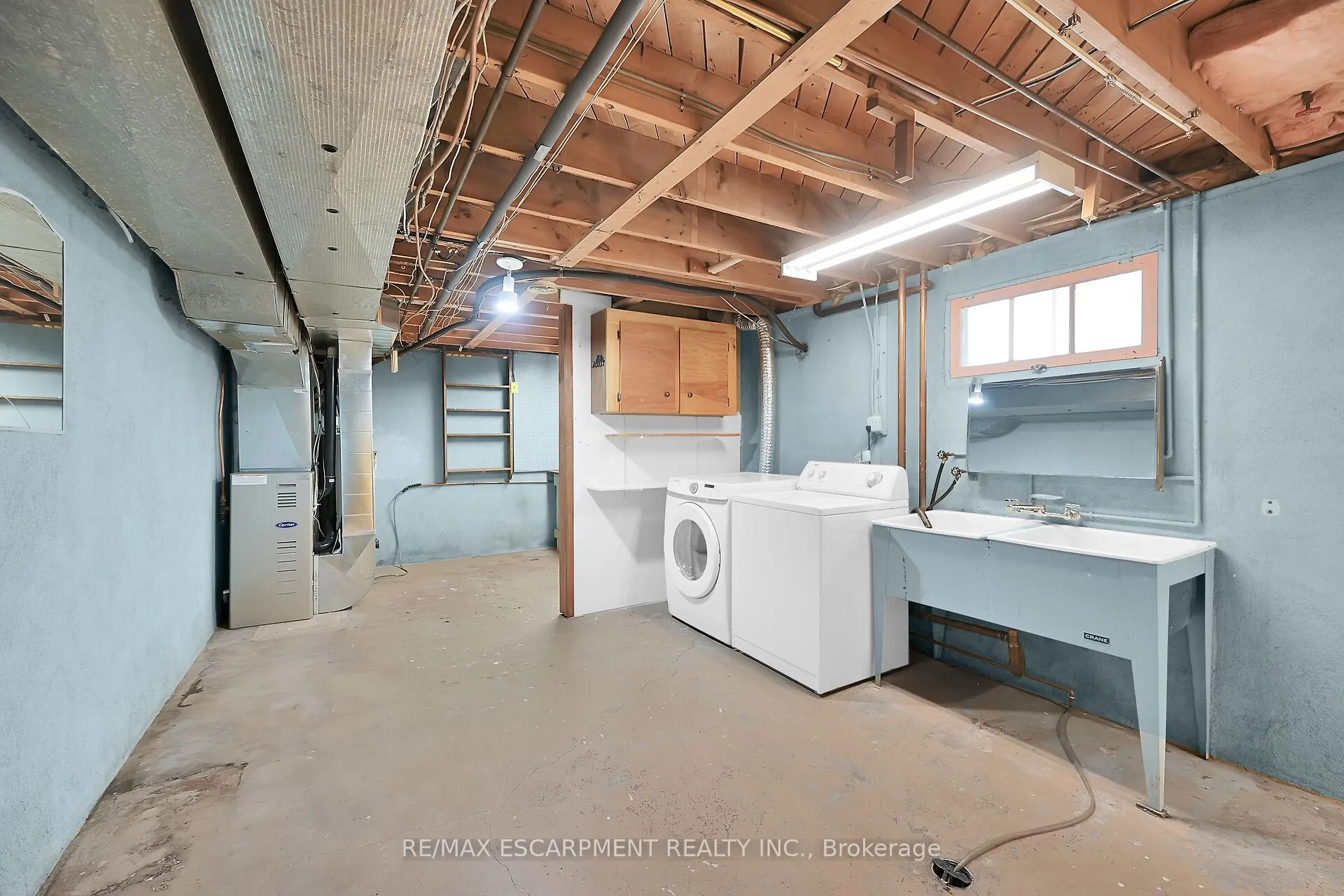 Photo 37 of 31 Belair Drive, Hamilton, Centremount — HOMEH