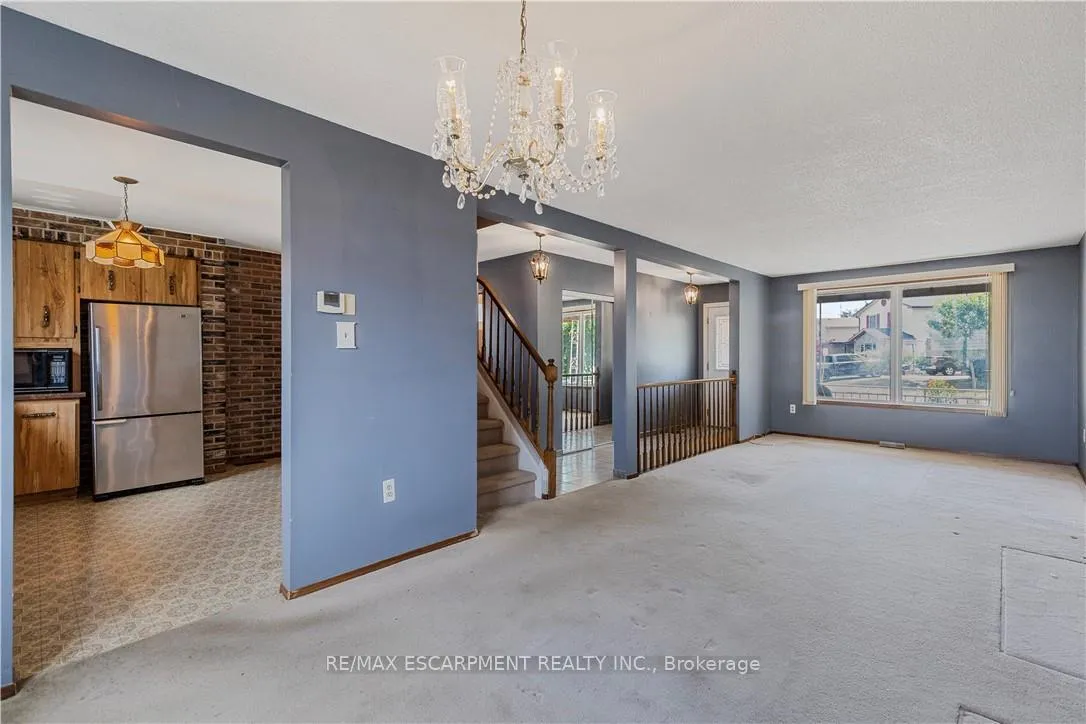 Photo 9 of 26 Glenashton Drive, Hamilton, Stoney Creek — HOMEH