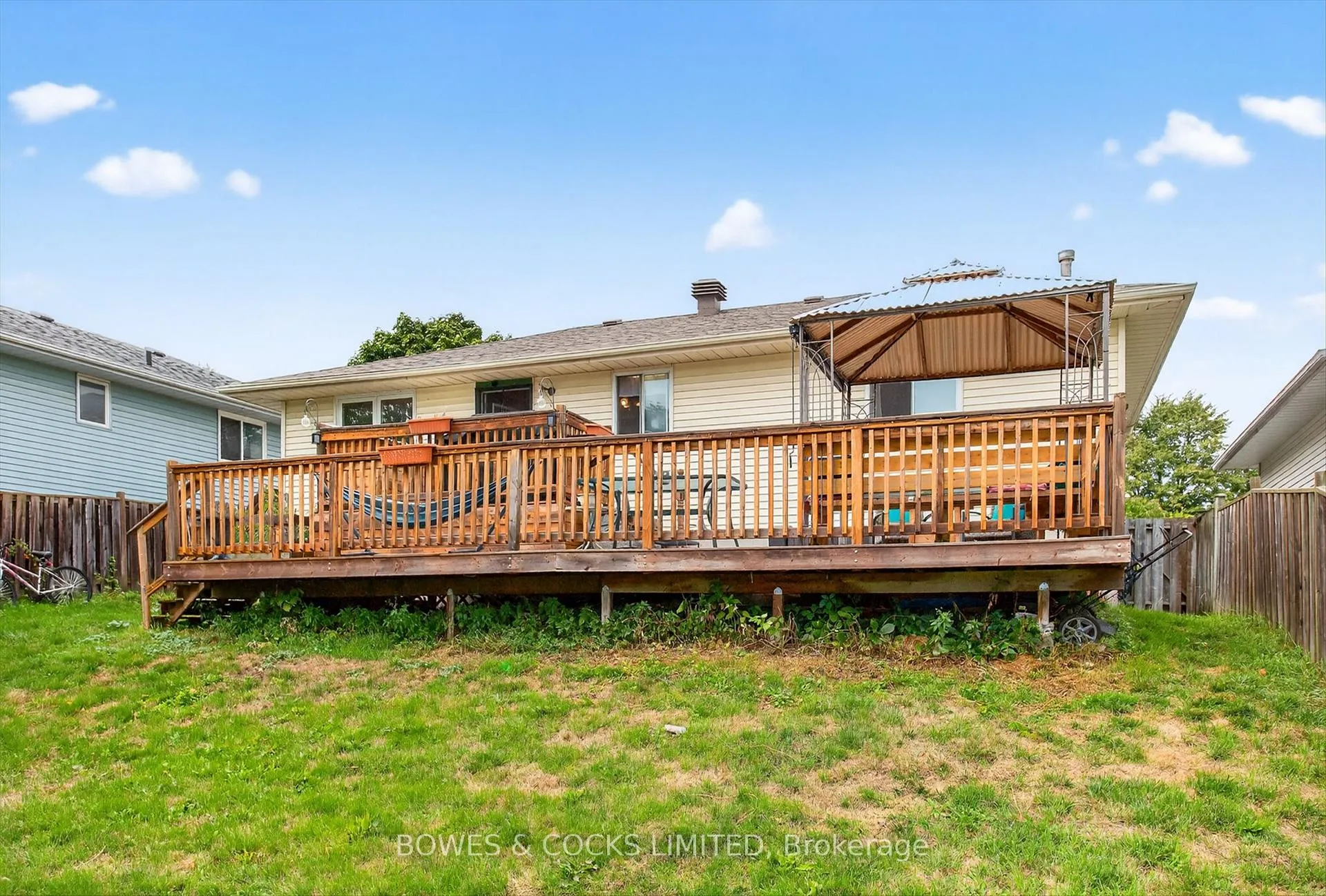 Photo 36 of 1349 Tudor Crescent, Peterborough, Ashburnham Ward 4 — HOMEH