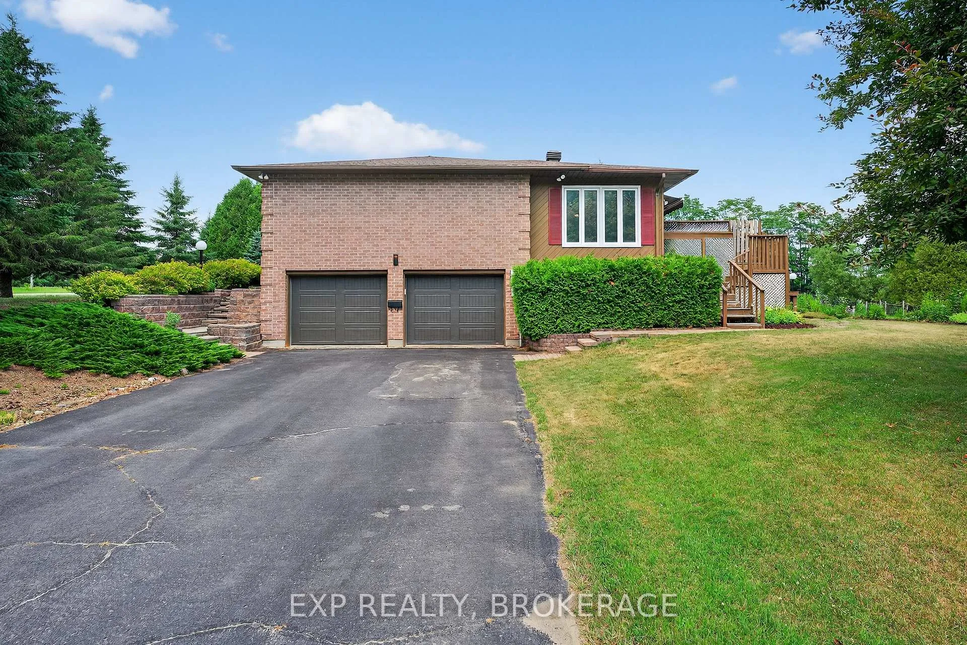 Photo 1 of 1500 Blakey's Point Road, Augusta, Augusta Twp — HOMEH