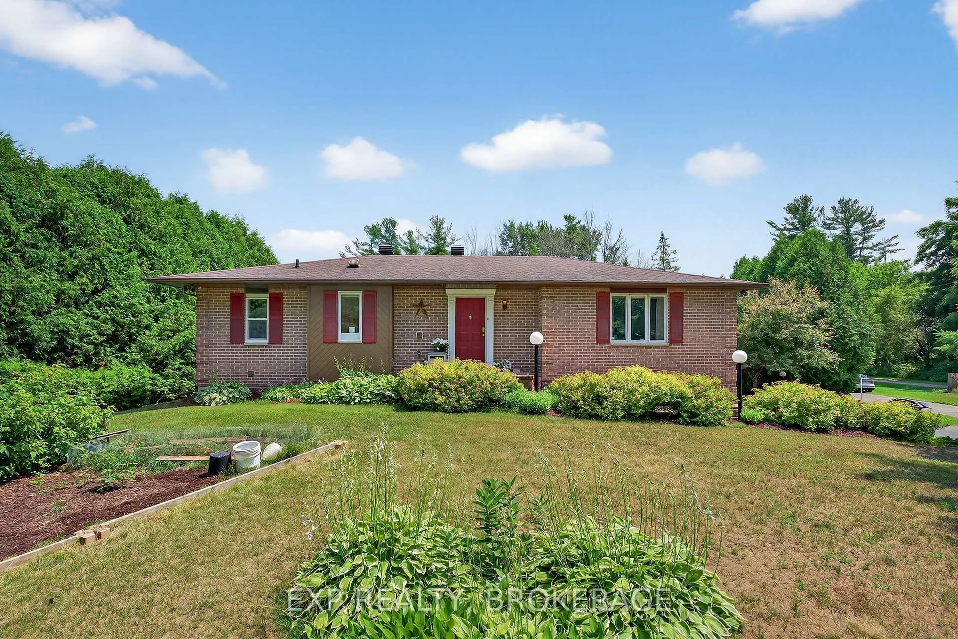 Photo 3 of 1500 Blakey's Point Road, Augusta, Augusta Twp — HOMEH