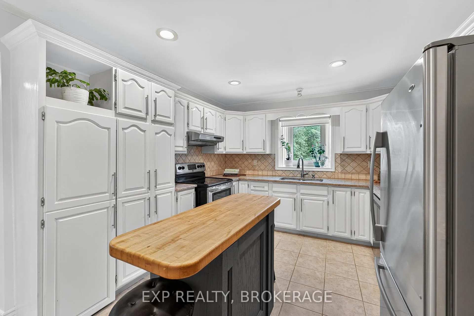 Photo 14 of 1500 Blakey's Point Road, Augusta, Augusta Twp — HOMEH