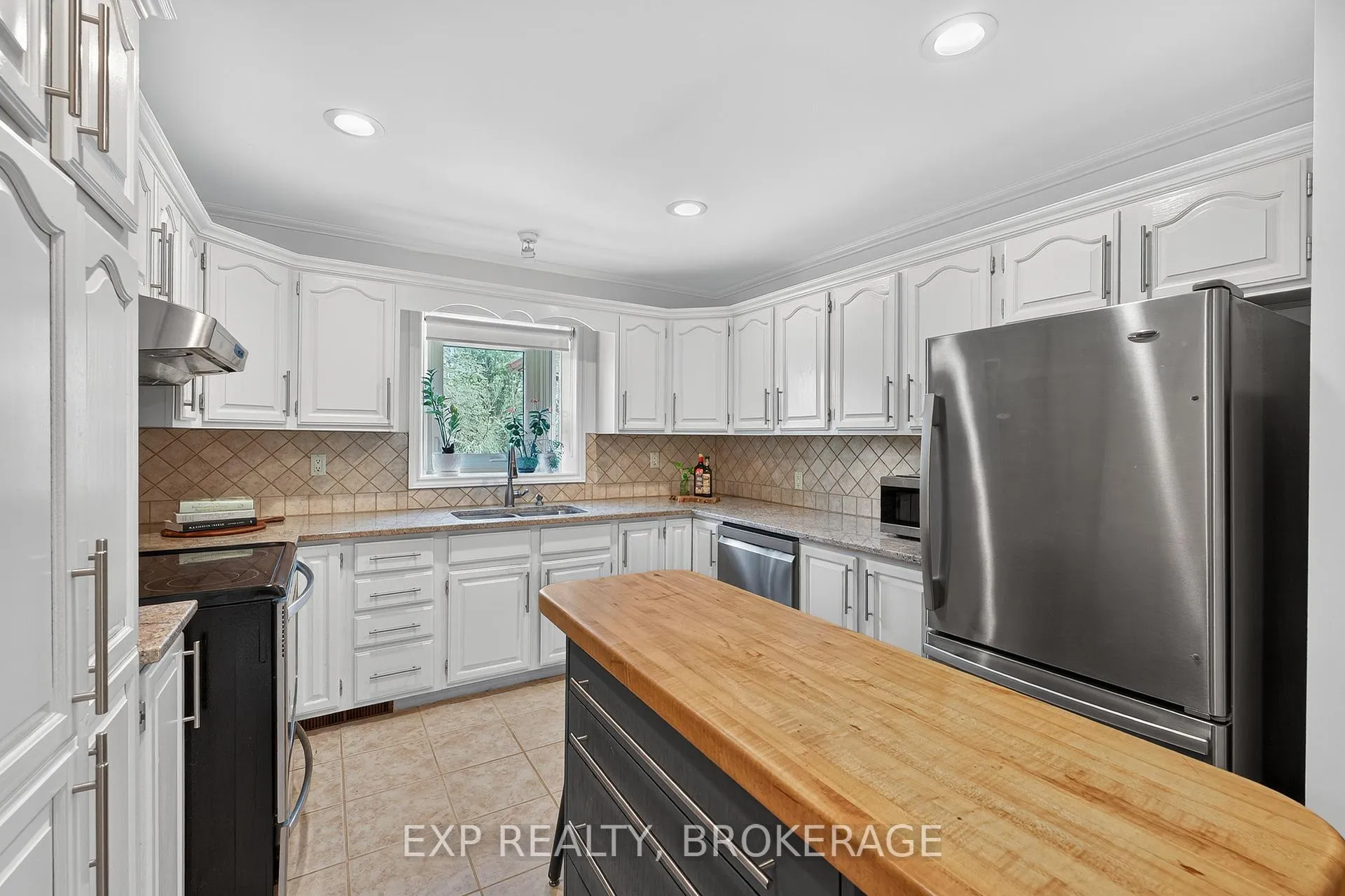 Photo 15 of 1500 Blakey's Point Road, Augusta, Augusta Twp — HOMEH