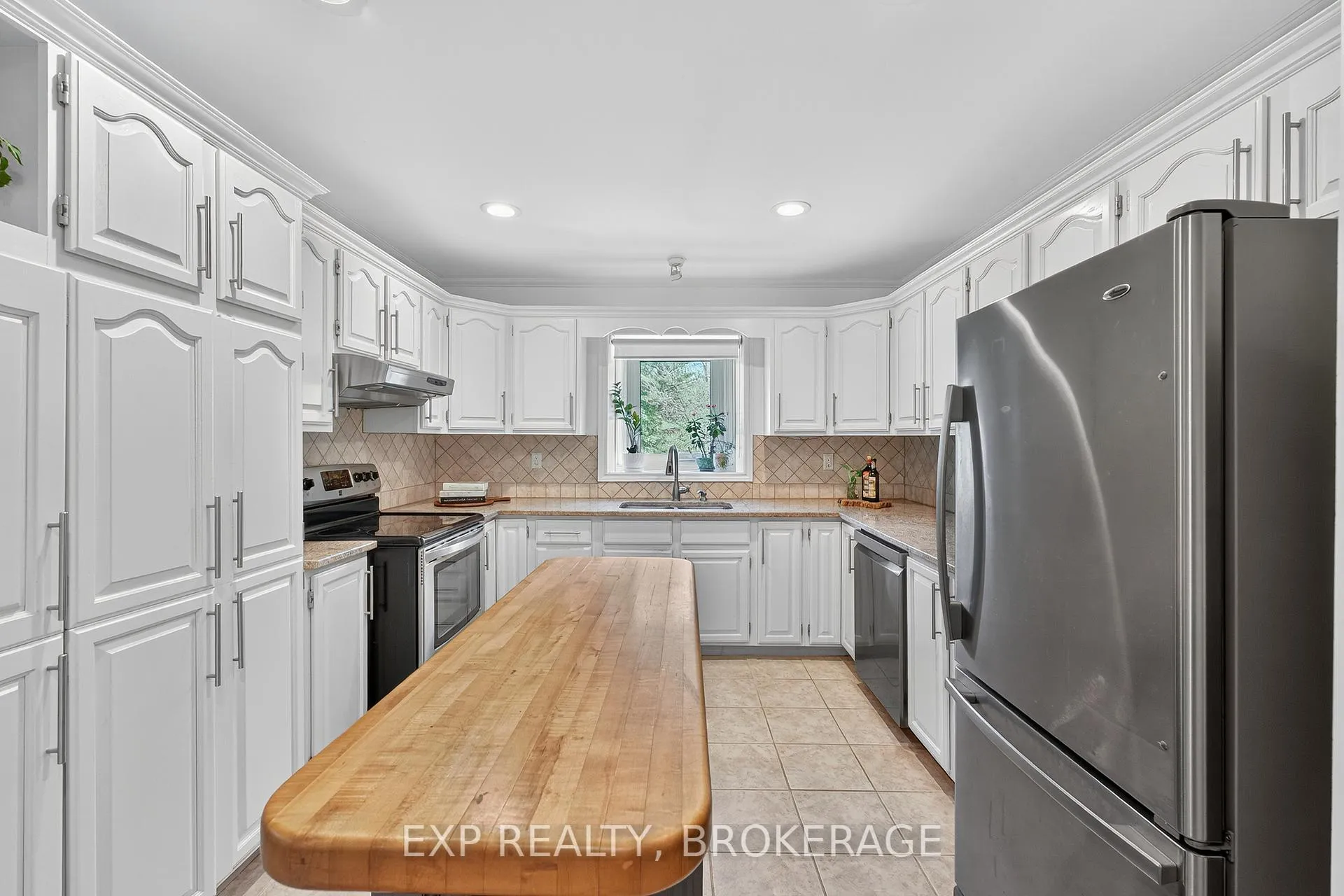 Photo 18 of 1500 Blakey's Point Road, Augusta, Augusta Twp — HOMEH