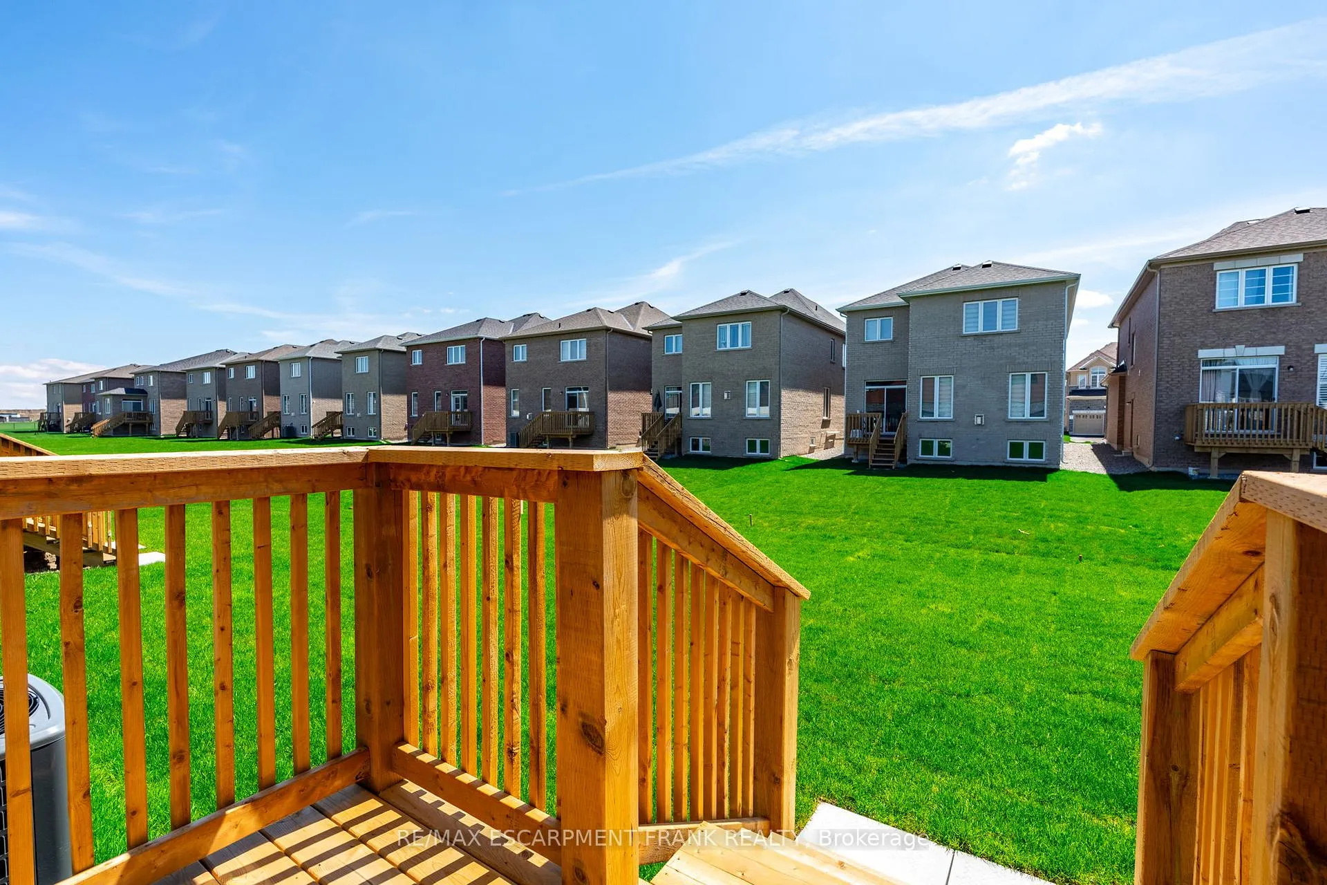Photo 46 of 237 Lormont Boulevard, Hamilton, Stoney Creek Mountain — HOMEH