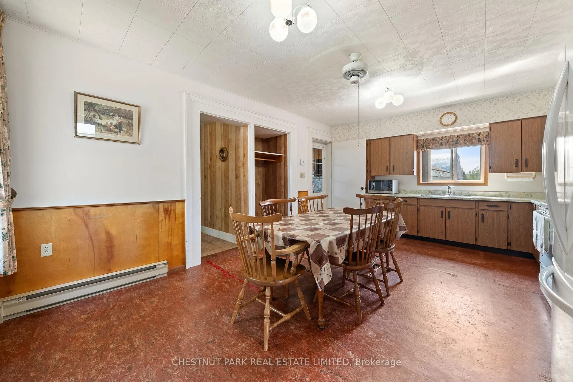 Photo 15 of 403 Closson Road, Prince Edward County, Hillier — HOMEH