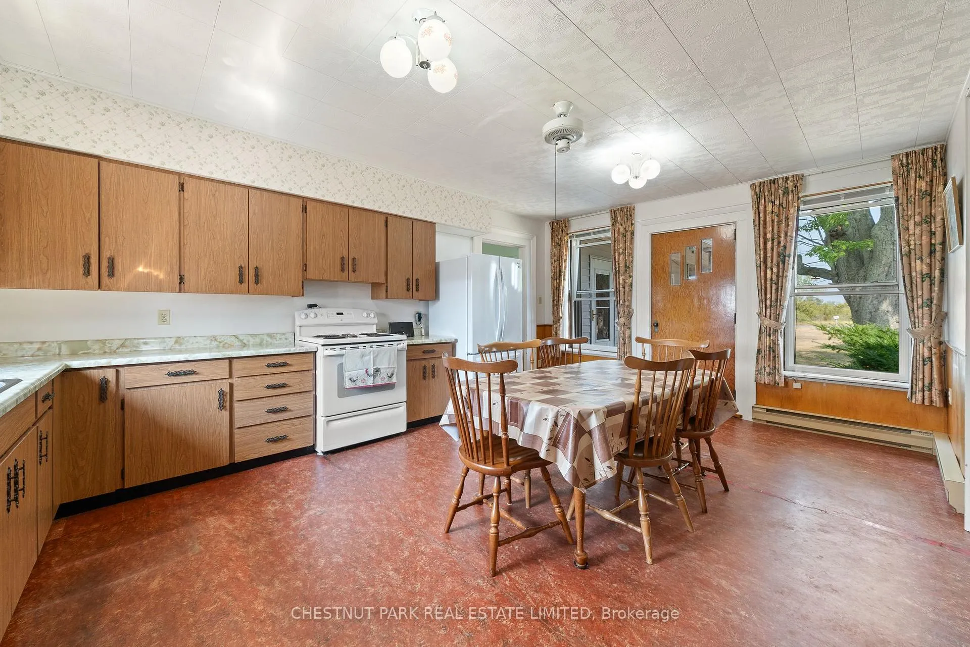 Photo 17 of 403 Closson Road, Prince Edward County, Hillier — HOMEH