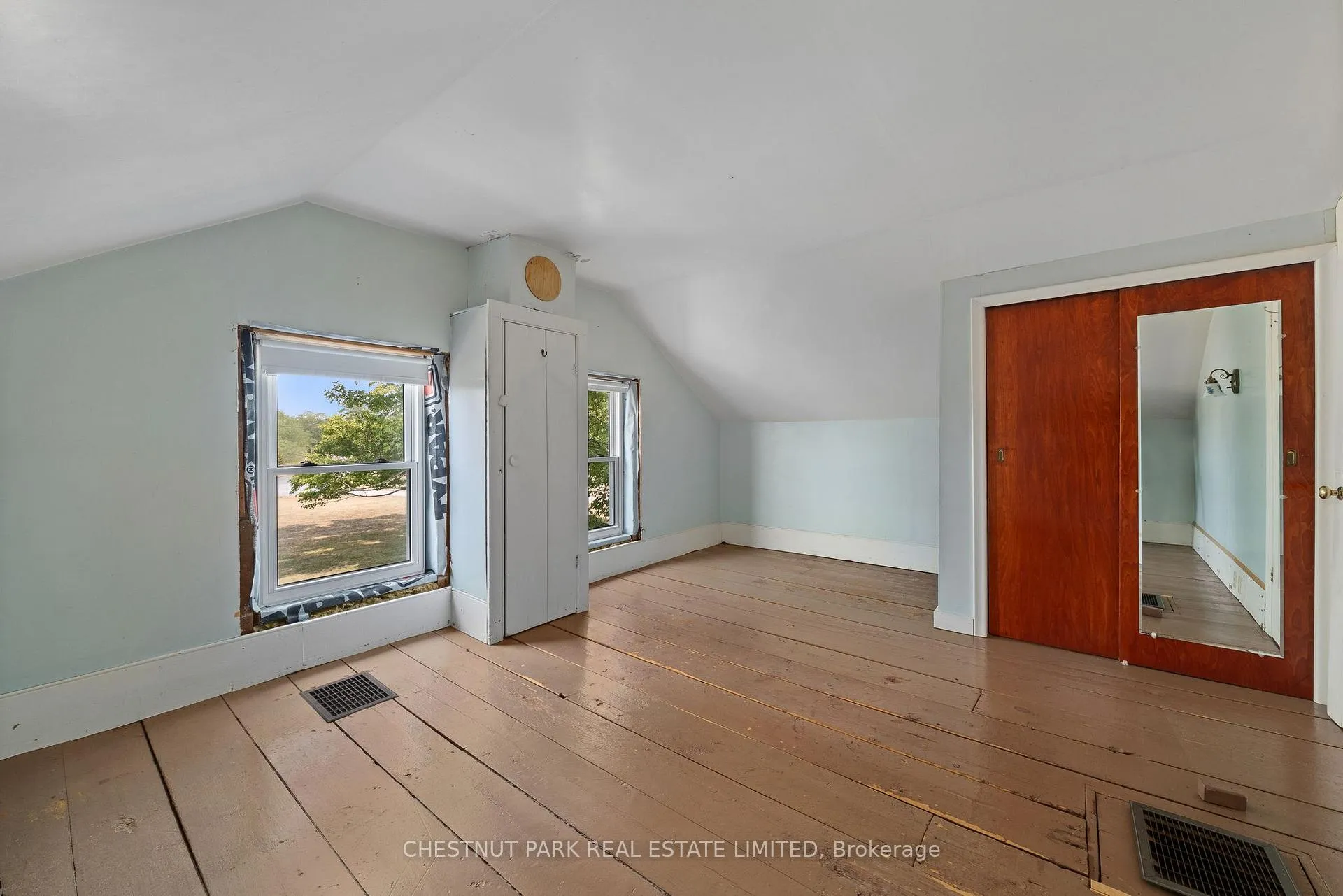 Photo 26 of 403 Closson Road, Prince Edward County, Hillier — HOMEH