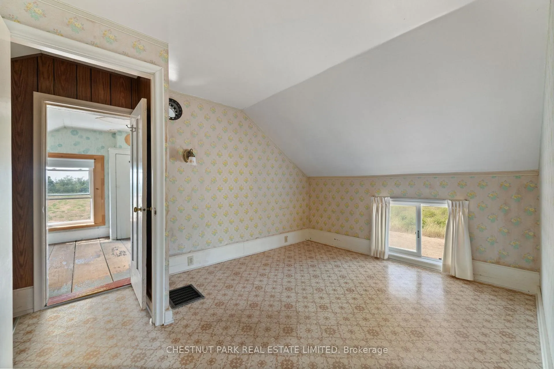 Photo 27 of 403 Closson Road, Prince Edward County, Hillier — HOMEH
