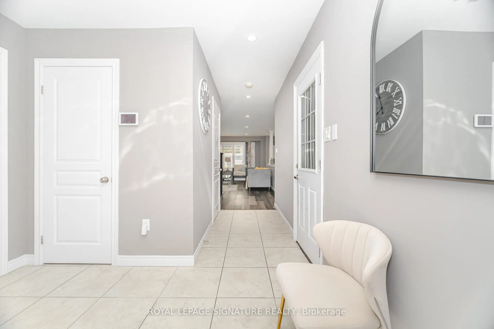 Photo 5 of 169 East 8th Street, Hamilton, Centremount — HOMEH