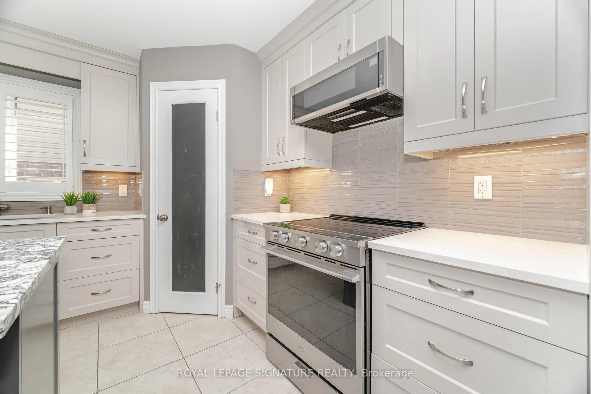 Photo 16 of 169 East 8th Street, Hamilton, Centremount — HOMEH