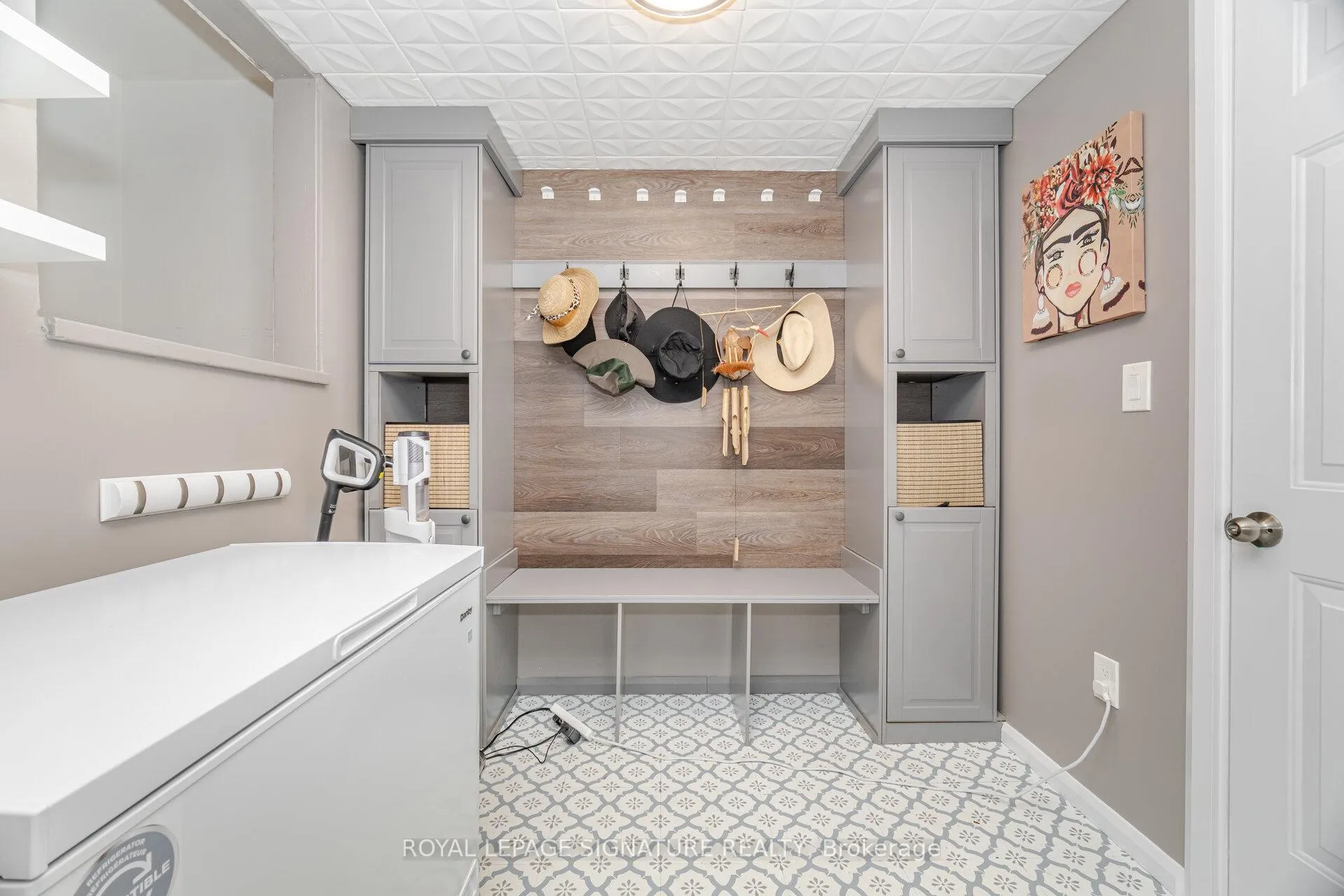 Photo 19 of 169 East 8th Street, Hamilton, Centremount — HOMEH