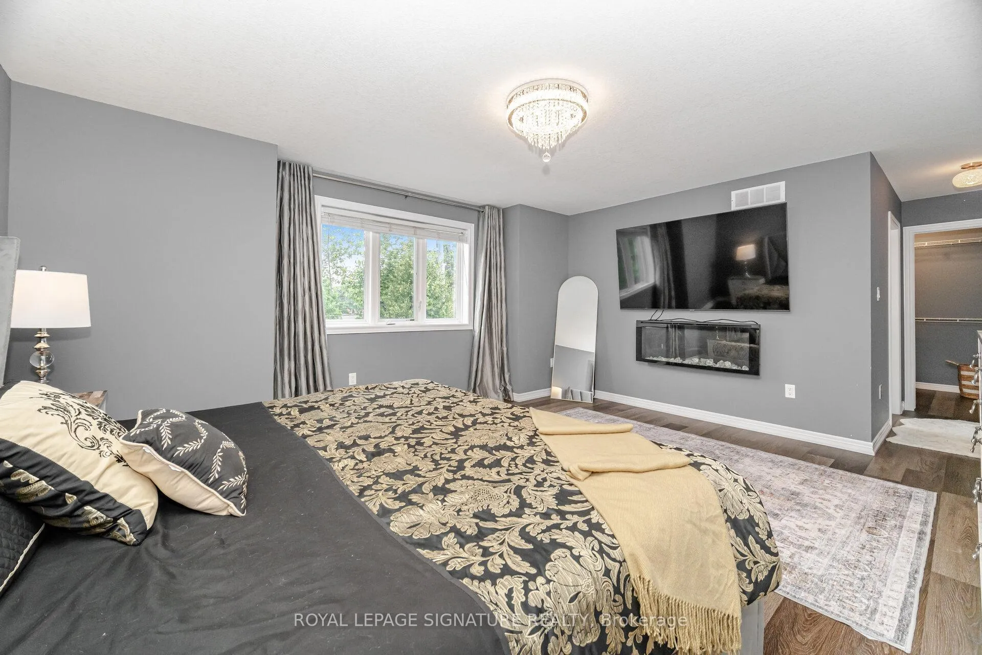 Photo 25 of 169 East 8th Street, Hamilton, Centremount — HOMEH