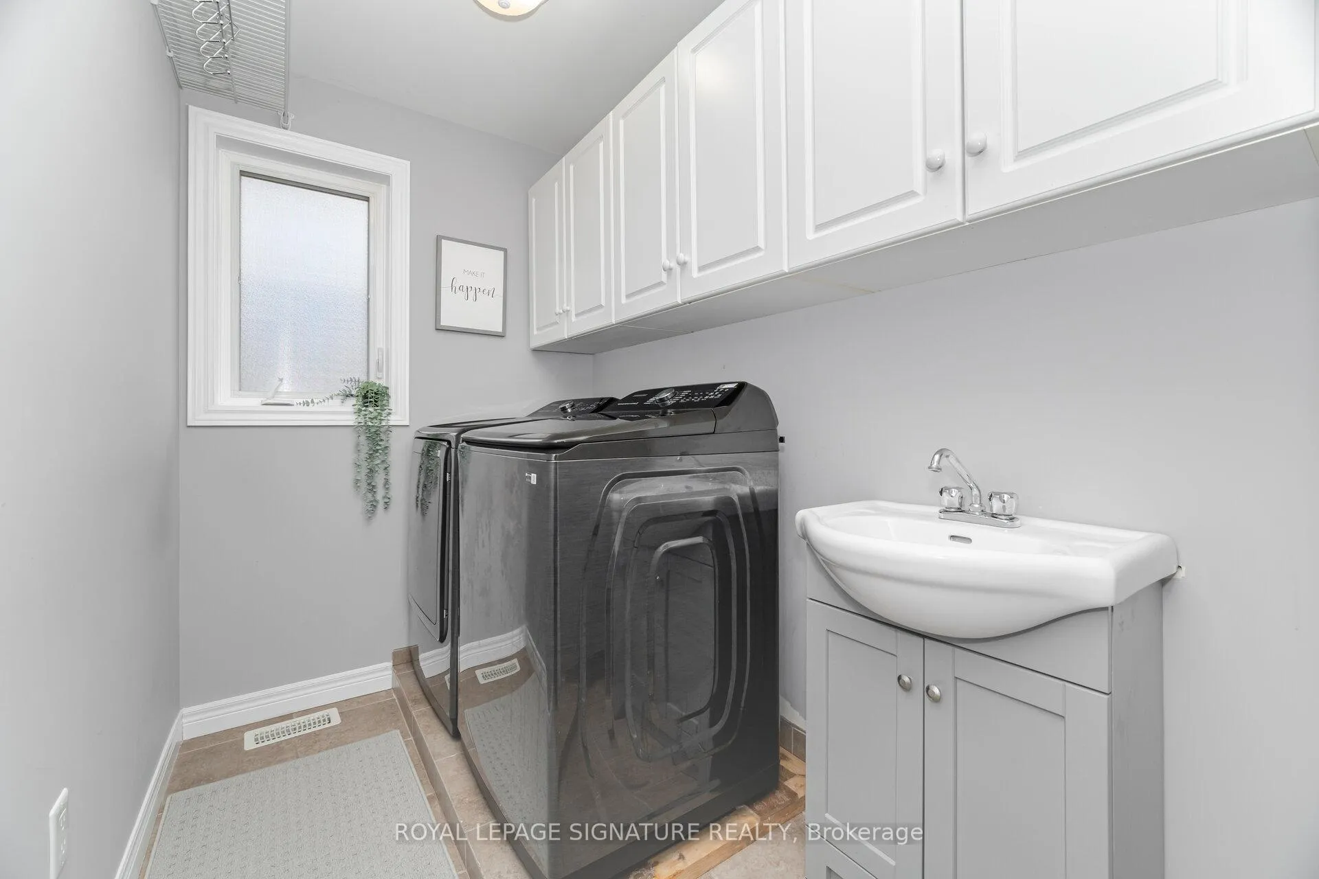 Photo 34 of 169 East 8th Street, Hamilton, Centremount — HOMEH