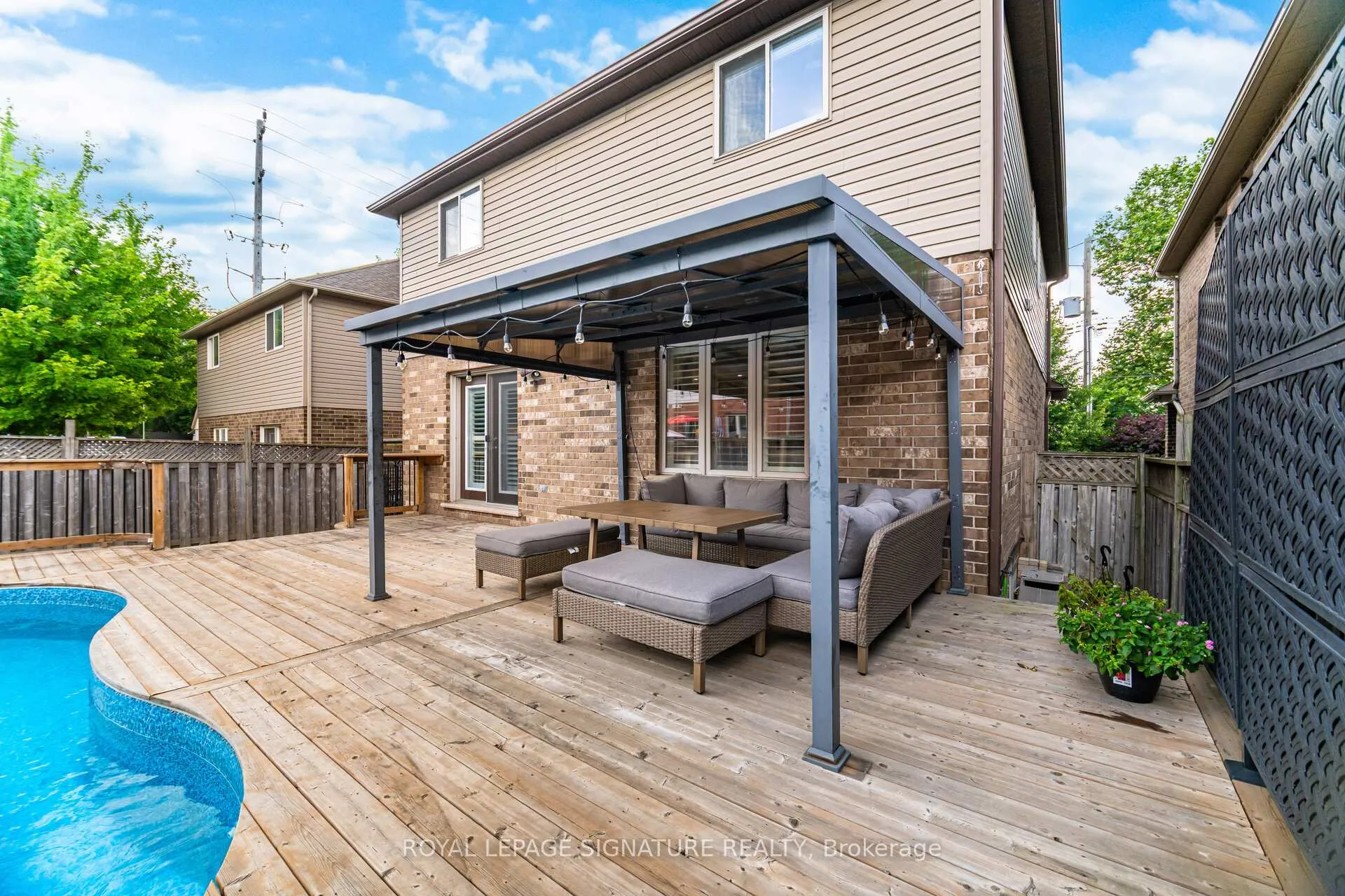 Photo 45 of 169 East 8th Street, Hamilton, Centremount — HOMEH