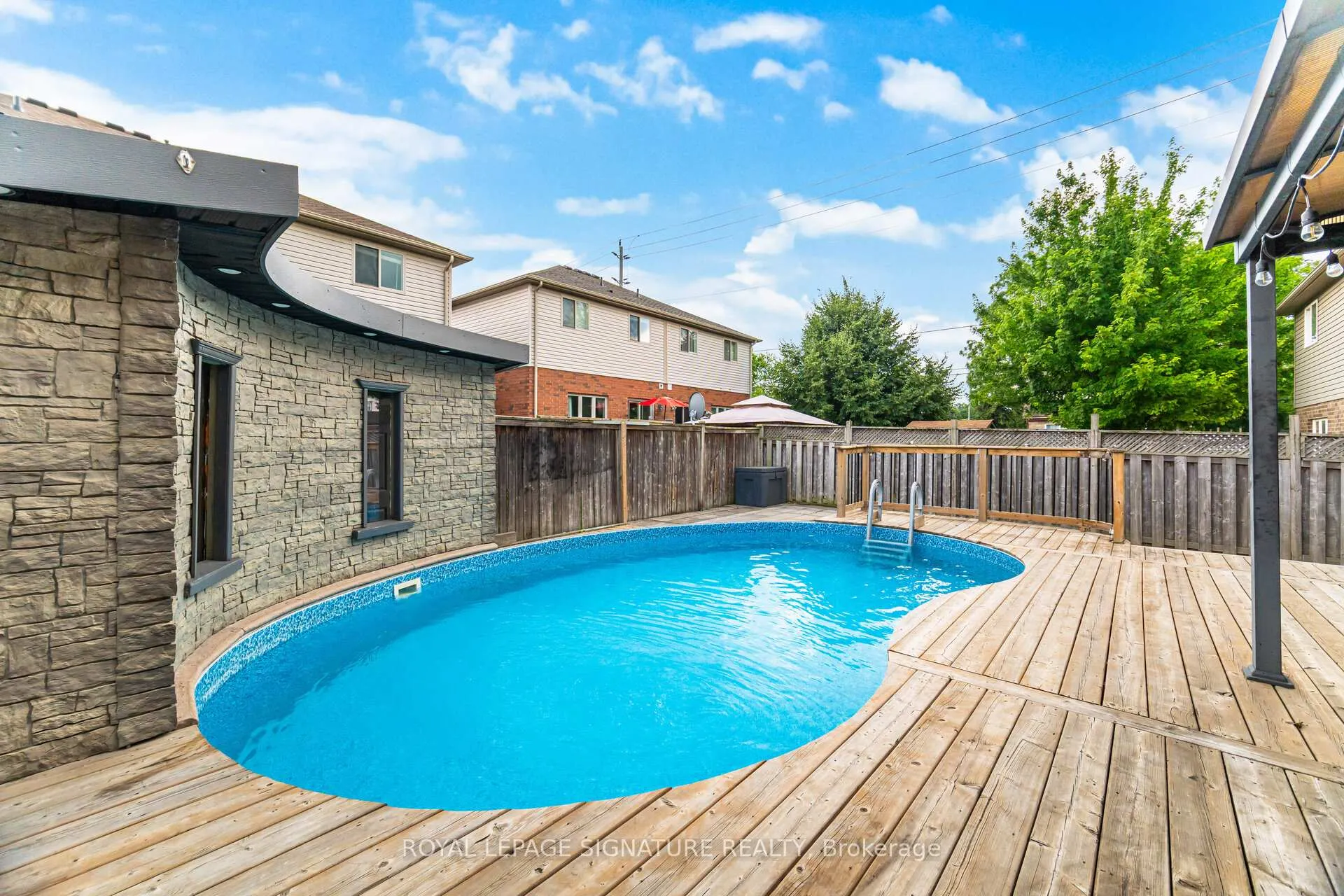 Photo 46 of 169 East 8th Street, Hamilton, Centremount — HOMEH