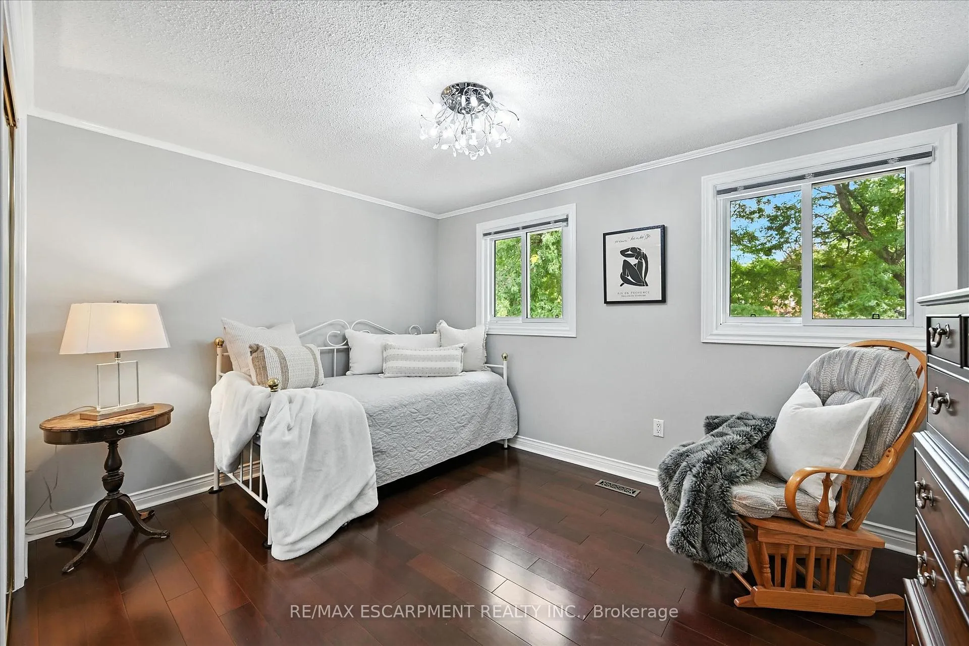 Photo 26 of 10 Yorkview Place, Hamilton, Cootes Paradise — HOMEH