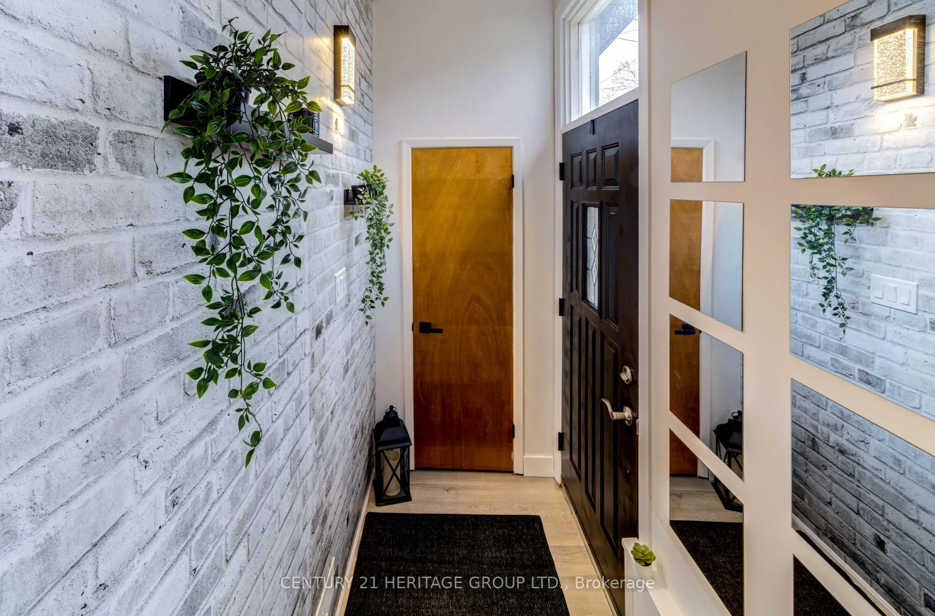 Photo 5 of 1329 Everton Road, Midland — HOMEH