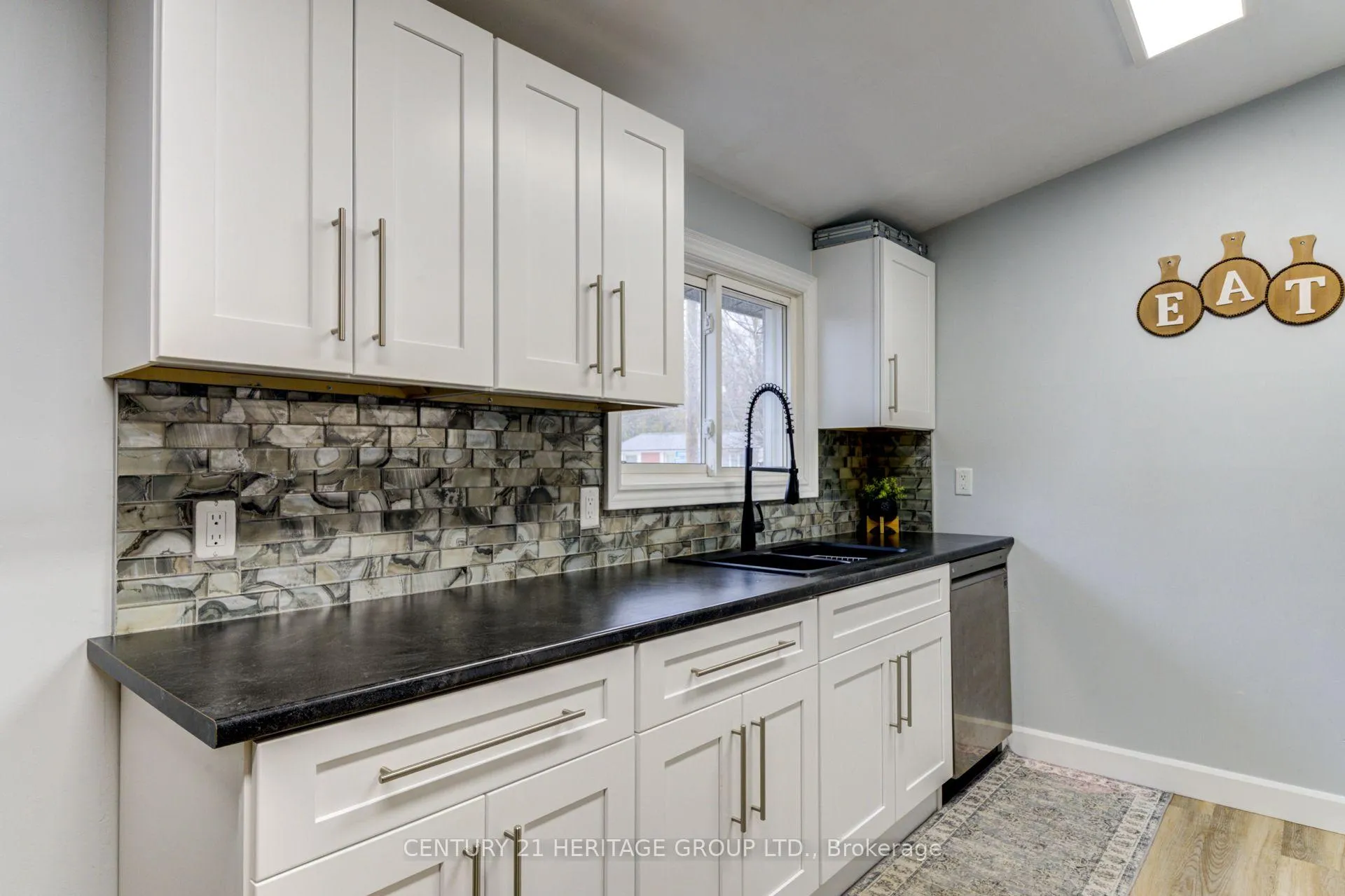 Photo 12 of 1329 Everton Road, Midland — HOMEH