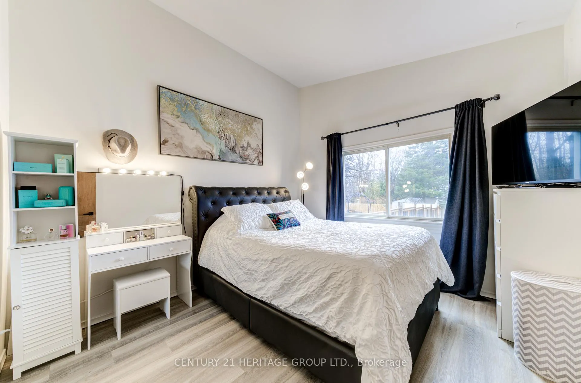 Photo 19 of 1329 Everton Road, Midland — HOMEH