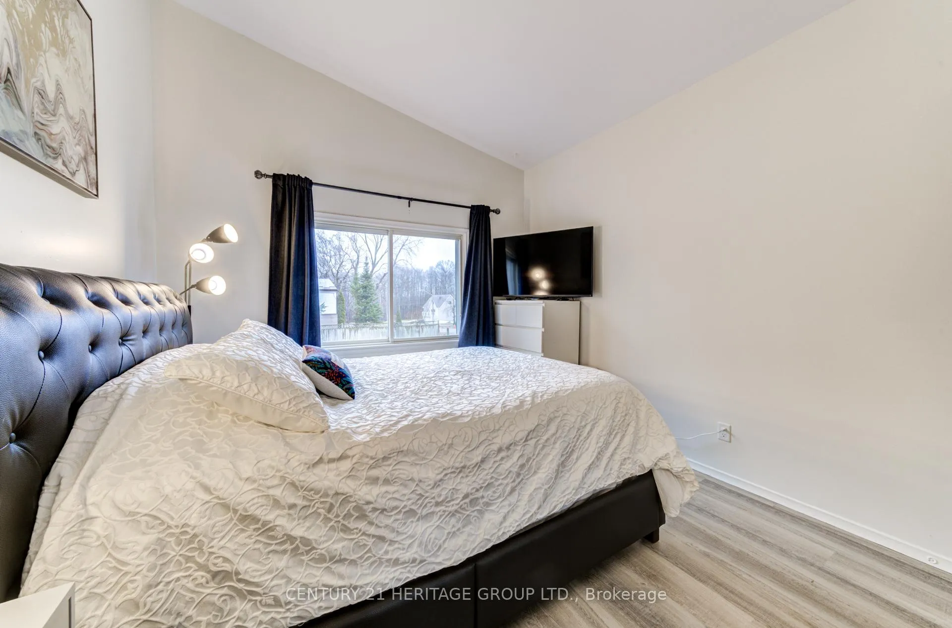 Photo 20 of 1329 Everton Road, Midland — HOMEH