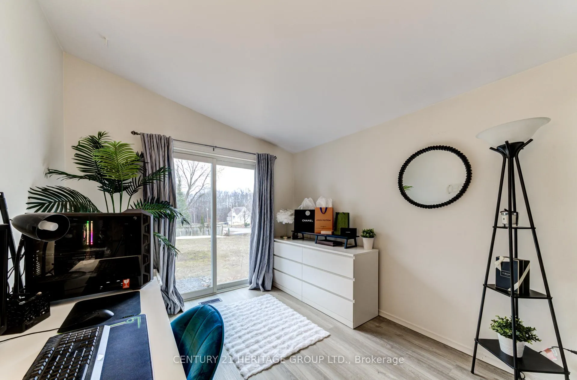 Photo 21 of 1329 Everton Road, Midland — HOMEH