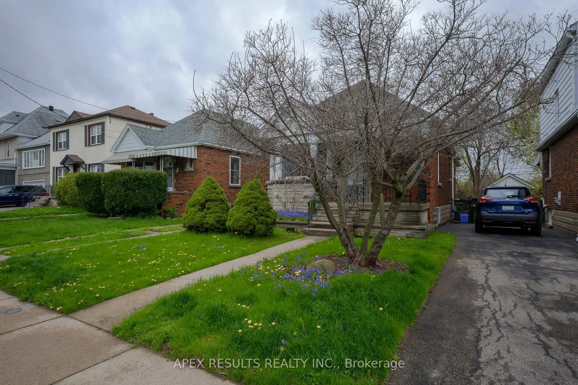 Photo 4 of 39 Strathearne Avenue, Hamilton, Homeside — HOMEH