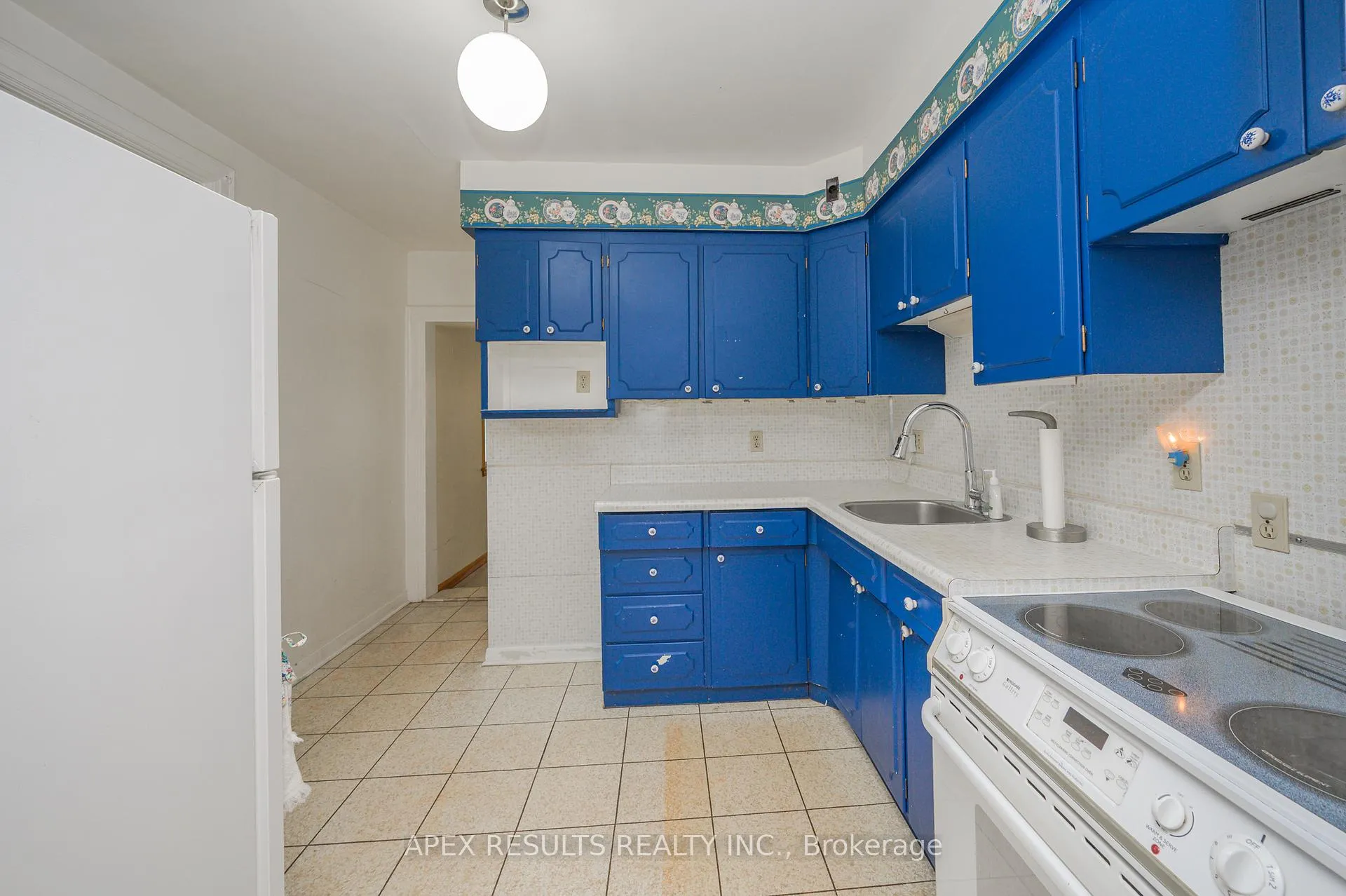 Photo 14 of 39 Strathearne Avenue, Hamilton, Homeside — HOMEH