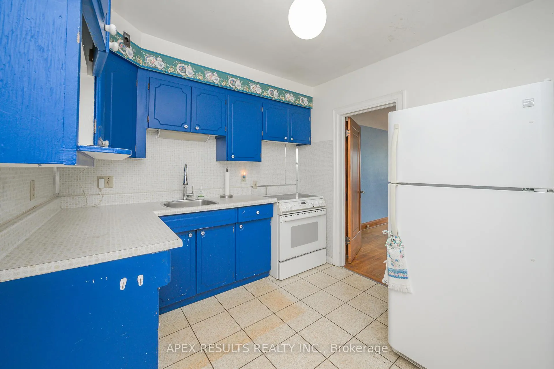 Photo 15 of 39 Strathearne Avenue, Hamilton, Homeside — HOMEH