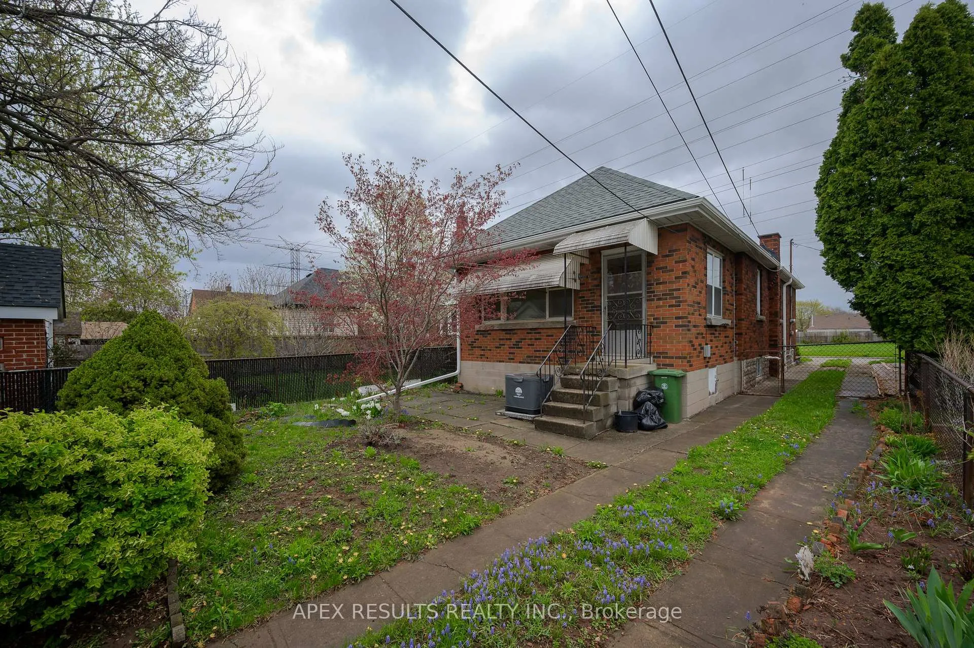 Photo 39 of 39 Strathearne Avenue, Hamilton, Homeside — HOMEH