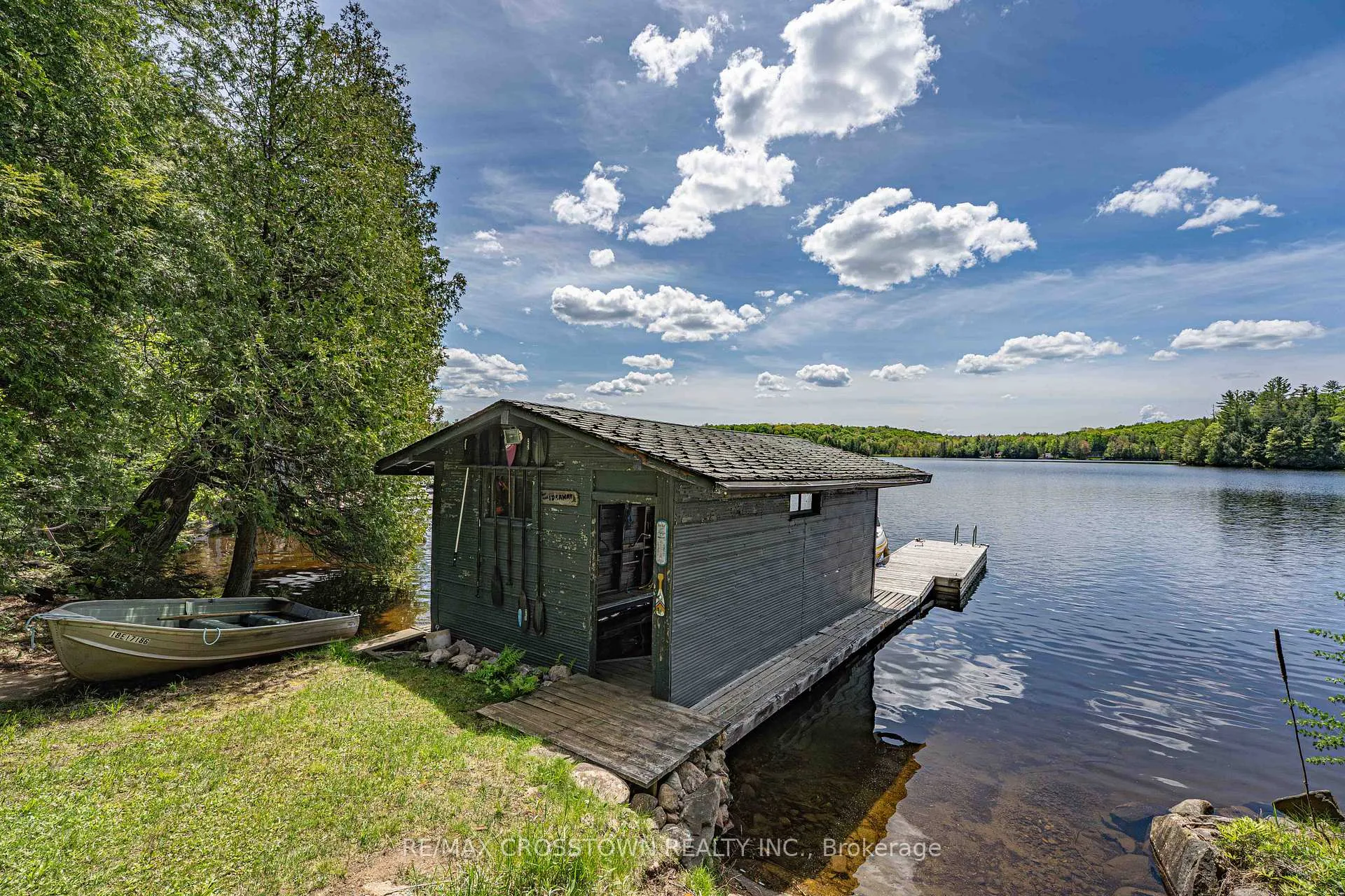 Photo 7 of 228 MacBeth Island, Bracebridge, Oakley — HOMEH