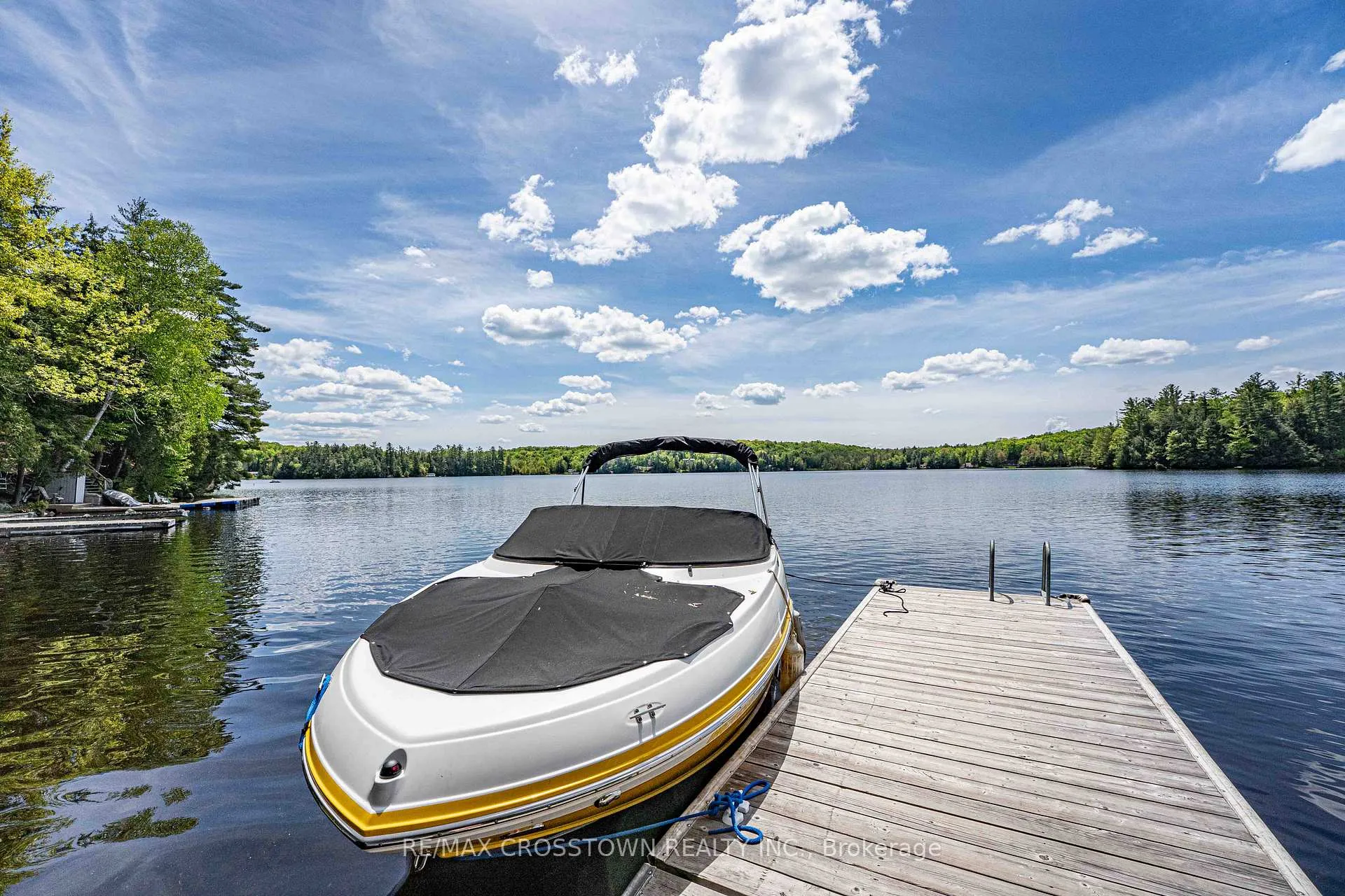 Photo 8 of 228 MacBeth Island, Bracebridge, Oakley — HOMEH