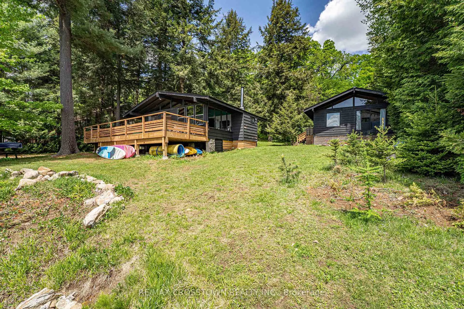 Photo 11 of 228 MacBeth Island, Bracebridge, Oakley — HOMEH
