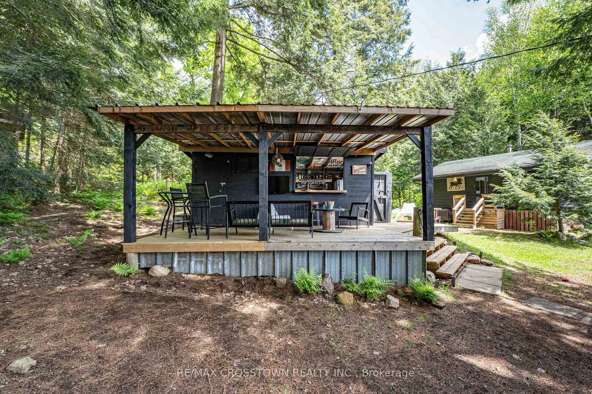 Photo 16 of 228 MacBeth Island, Bracebridge, Oakley — HOMEH