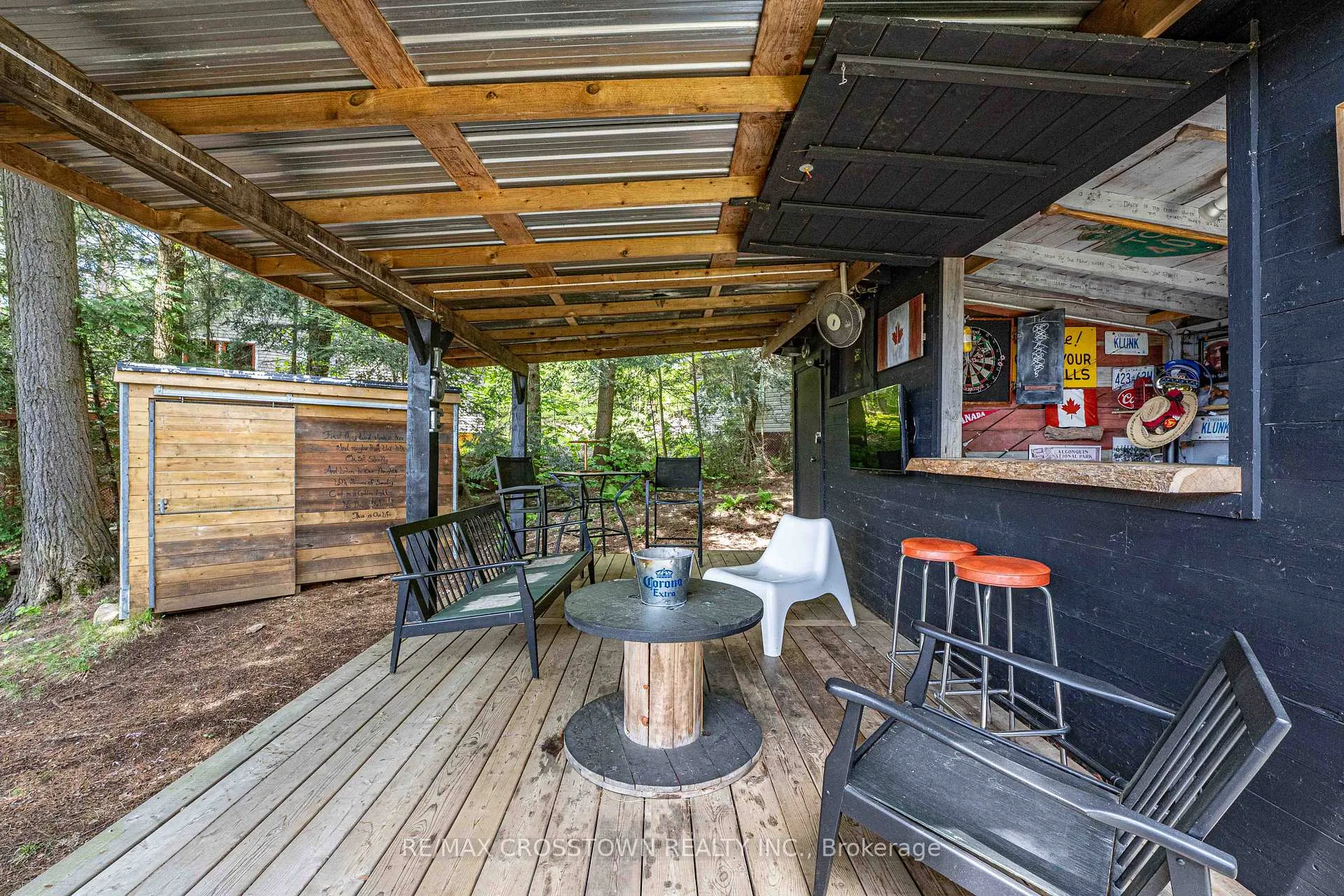 Photo 18 of 228 MacBeth Island, Bracebridge, Oakley — HOMEH
