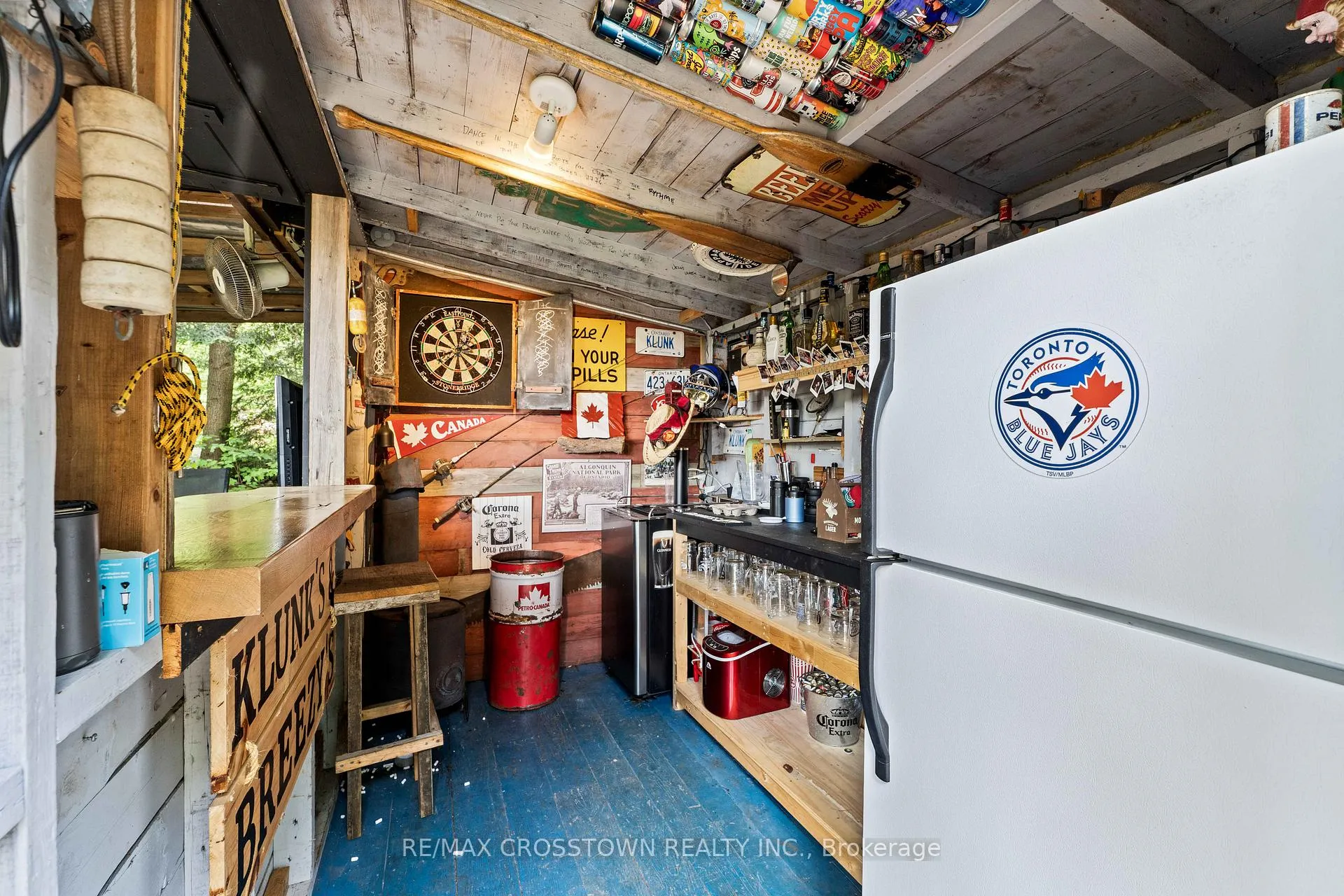 Photo 19 of 228 MacBeth Island, Bracebridge, Oakley — HOMEH