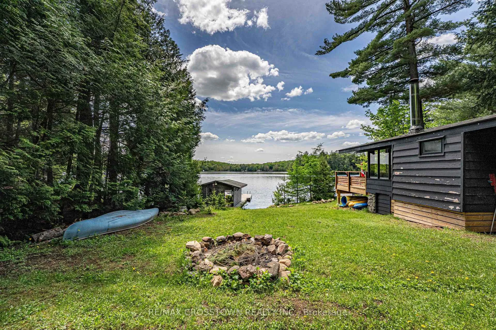 Photo 21 of 228 MacBeth Island, Bracebridge, Oakley — HOMEH