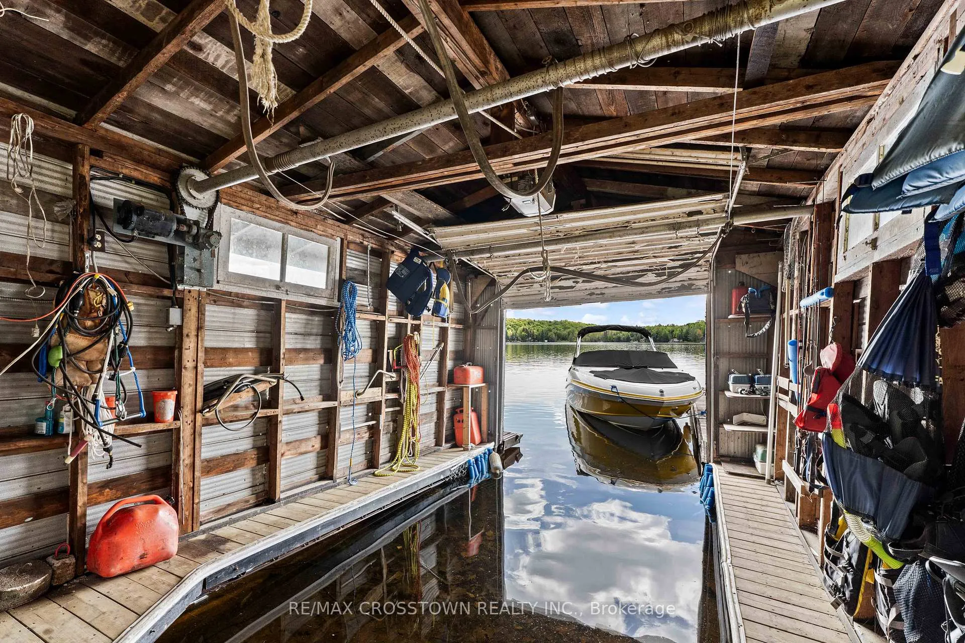 Photo 44 of 228 MacBeth Island, Bracebridge, Oakley — HOMEH