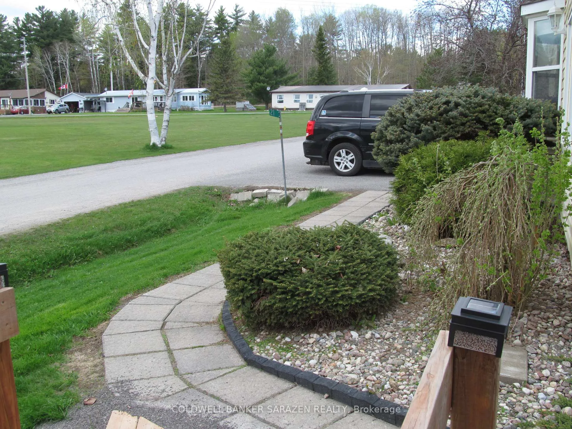 Photo 5 of 21 Lakefront Lane, McNab/Braeside, Mcnab/Braeside Twps — HOMEH