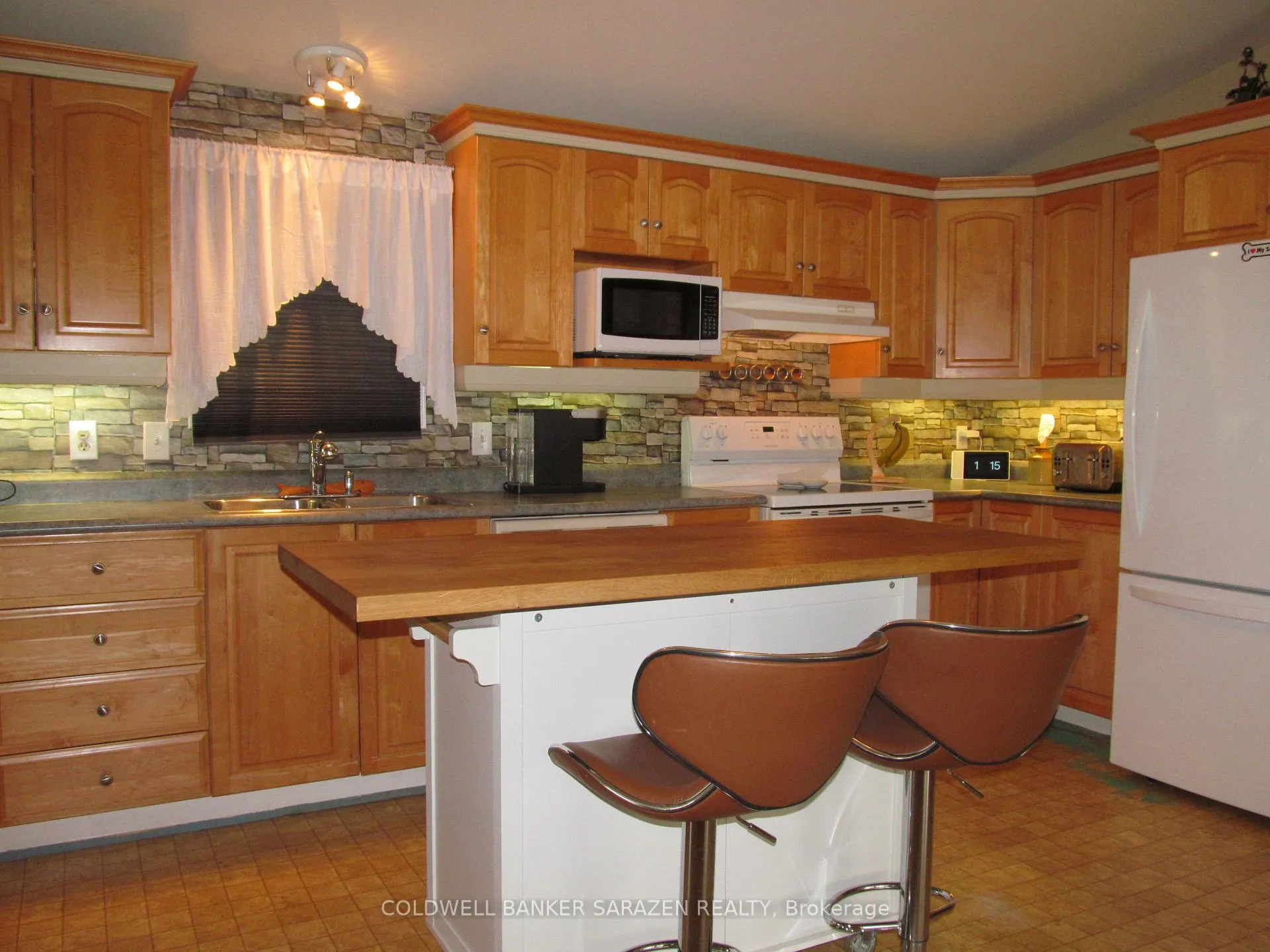 Photo 19 of 21 Lakefront Lane, McNab/Braeside, Mcnab/Braeside Twps — HOMEH