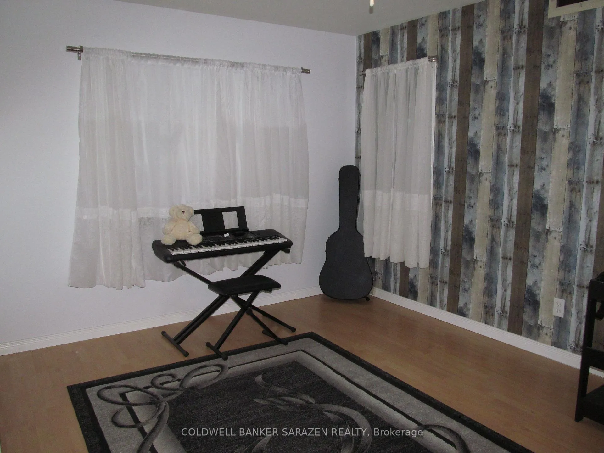 Photo 26 of 21 Lakefront Lane, McNab/Braeside, Mcnab/Braeside Twps — HOMEH