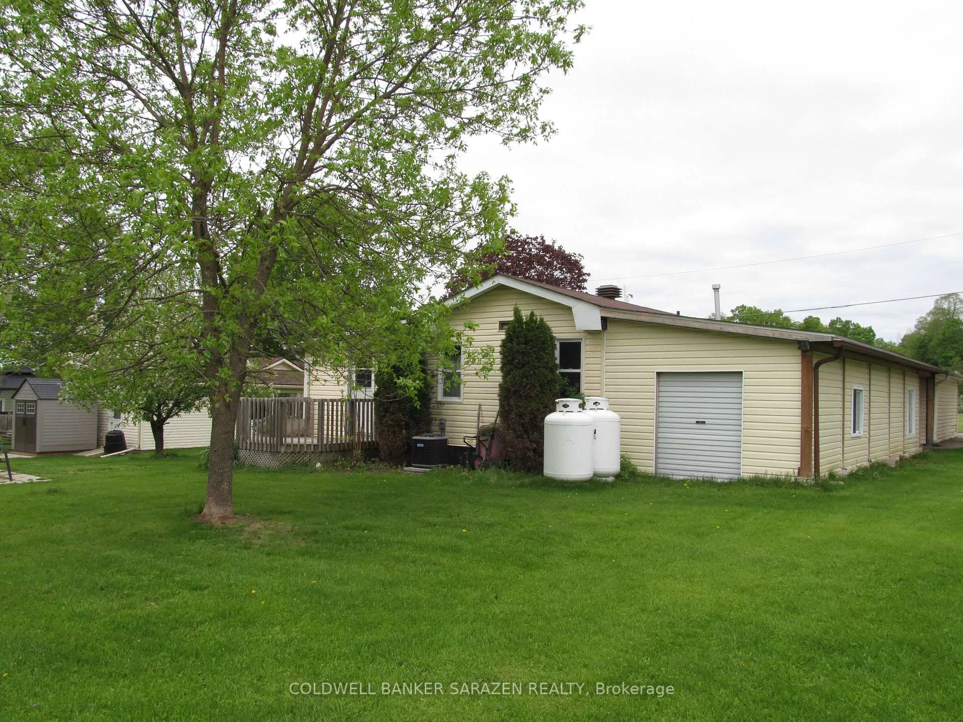 Photo 32 of 21 Lakefront Lane, McNab/Braeside, Mcnab/Braeside Twps — HOMEH