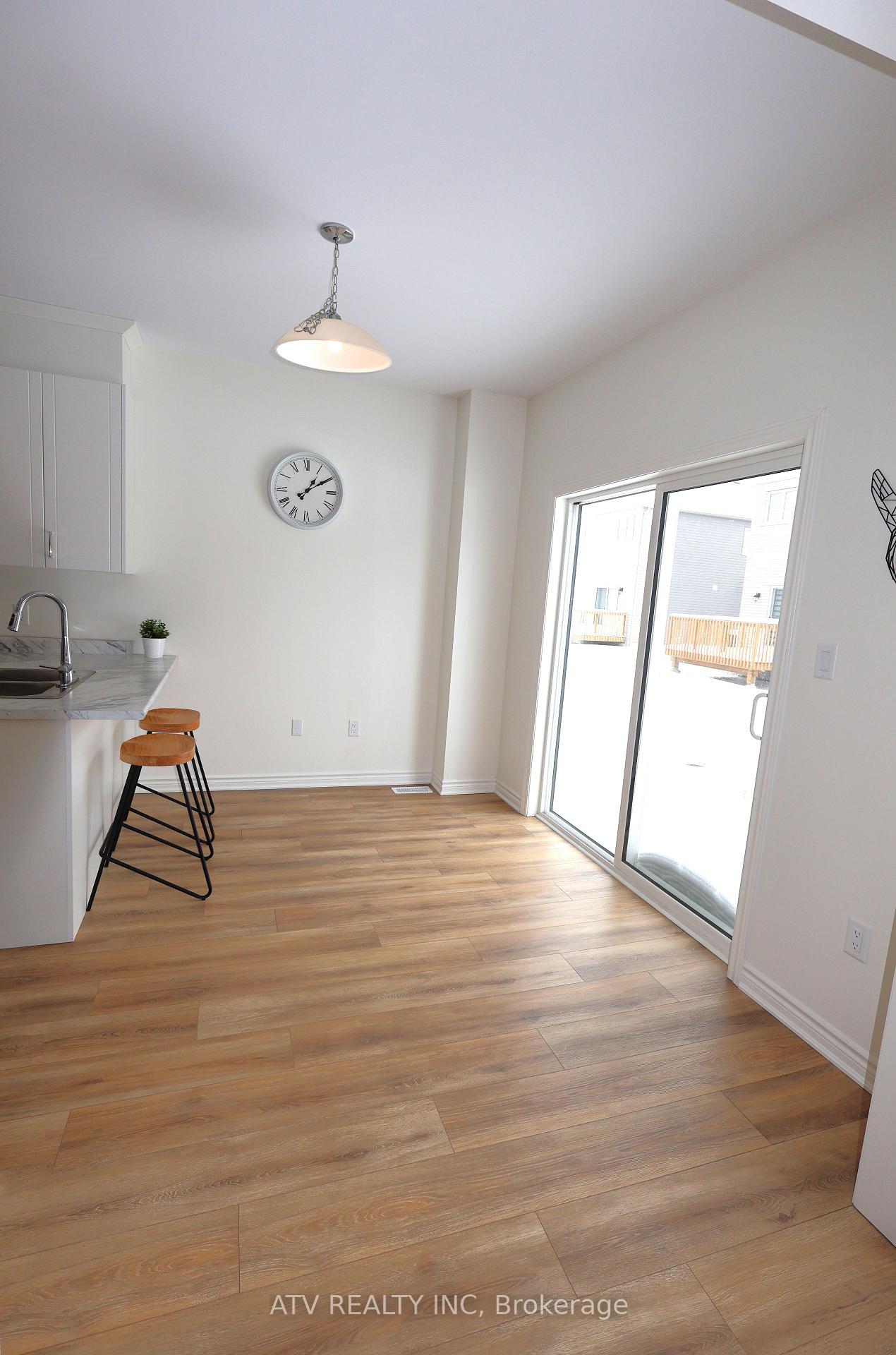 Photo 9 of 232 Mckenzie Drive, Clearview, Stayner — HOMEH