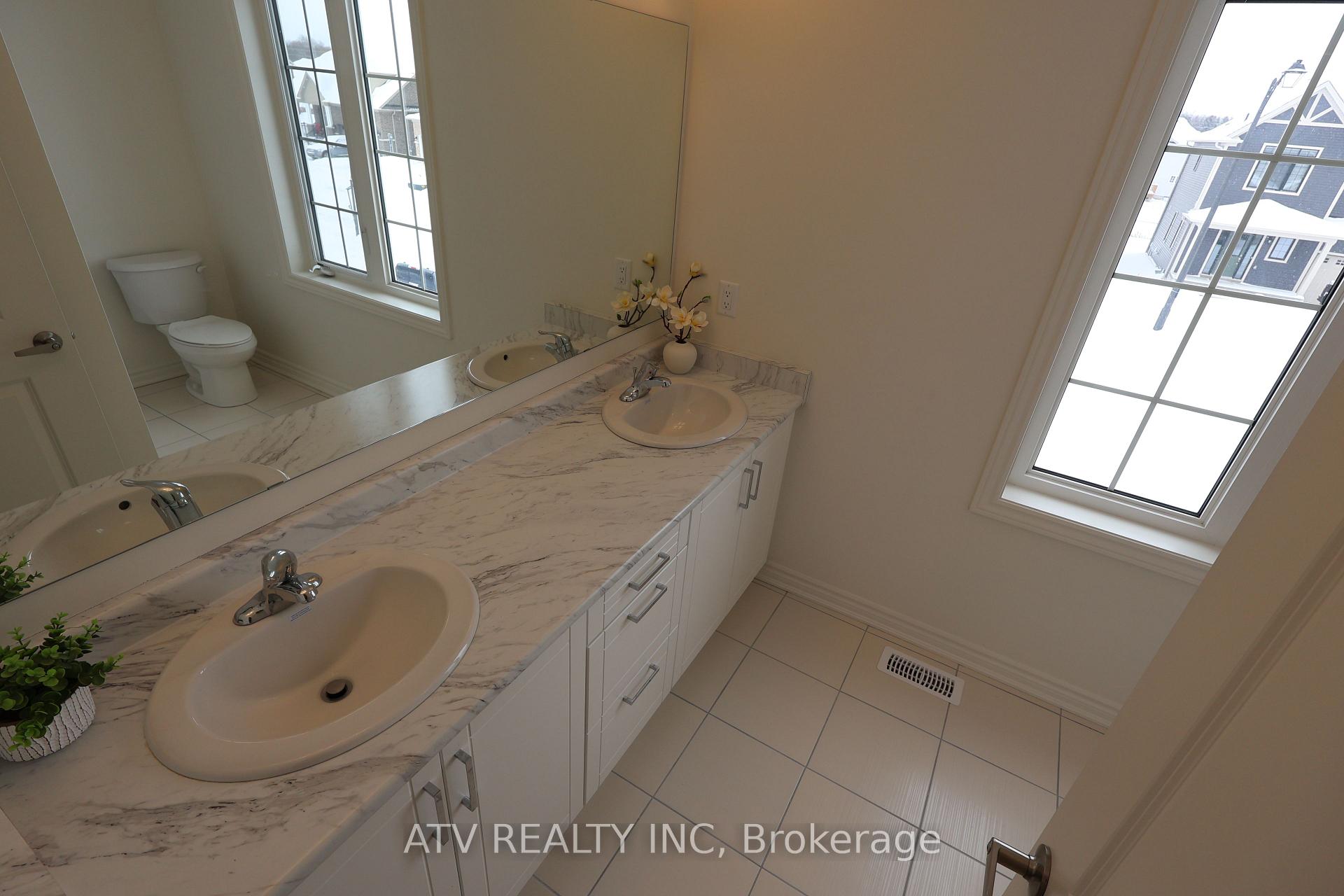 Photo 27 of 232 Mckenzie Drive, Clearview, Stayner — HOMEH