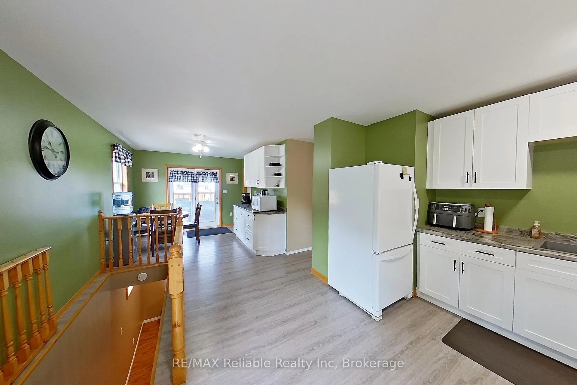Photo 7 of 386 James Street, Central Huron, Clinton — HOMEH