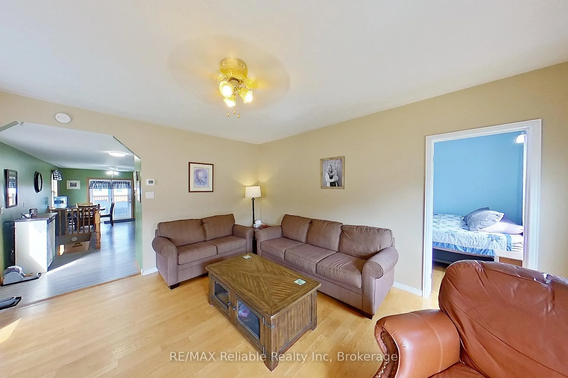 Photo 18 of 386 James Street, Central Huron, Clinton — HOMEH