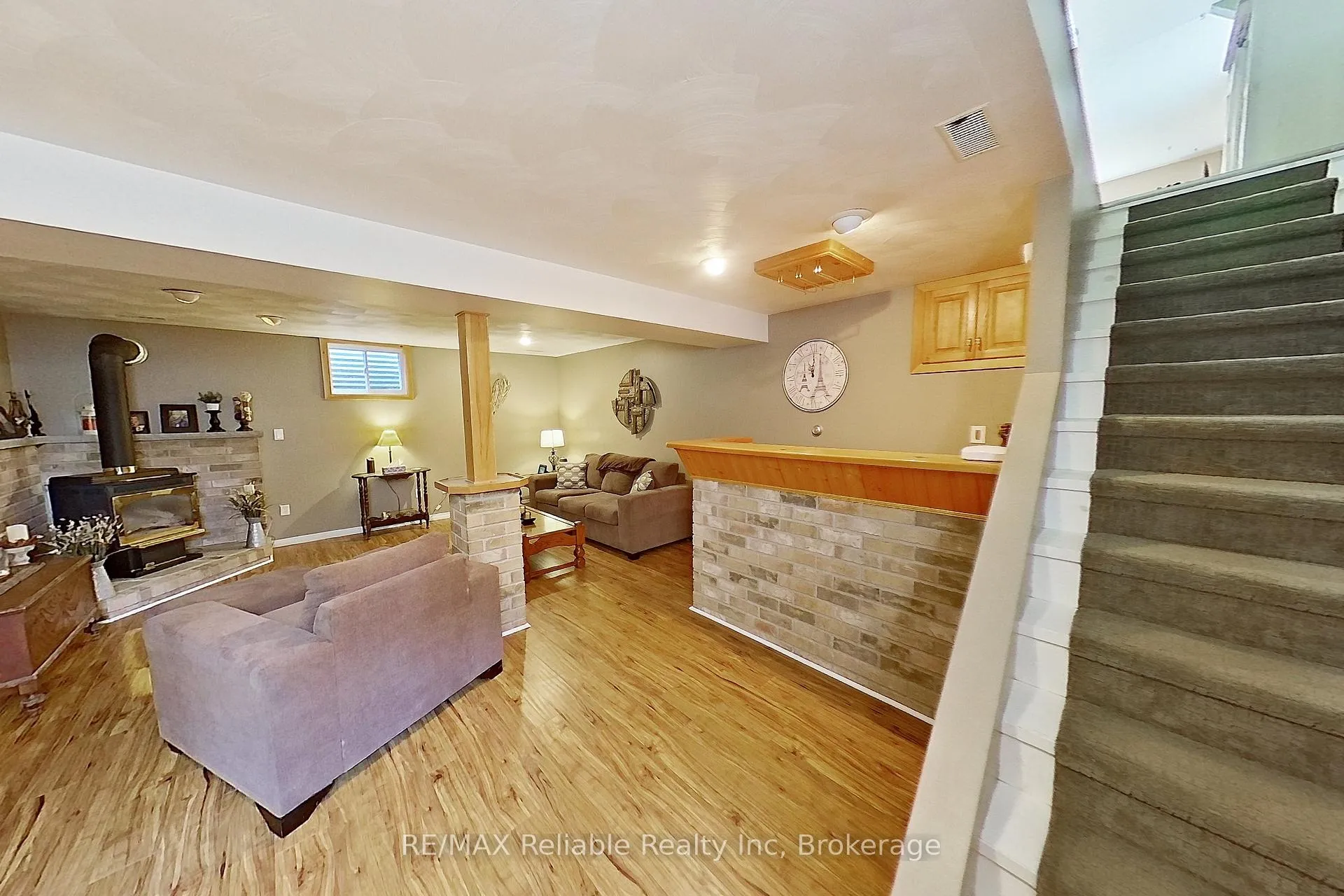 Photo 25 of 386 James Street, Central Huron, Clinton — HOMEH