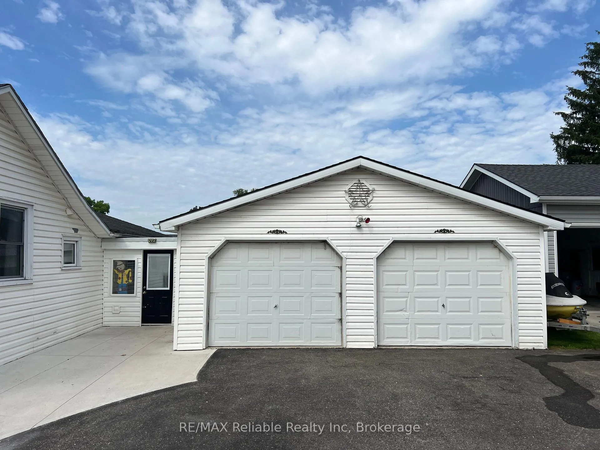 Photo 32 of 386 James Street, Central Huron, Clinton — HOMEH