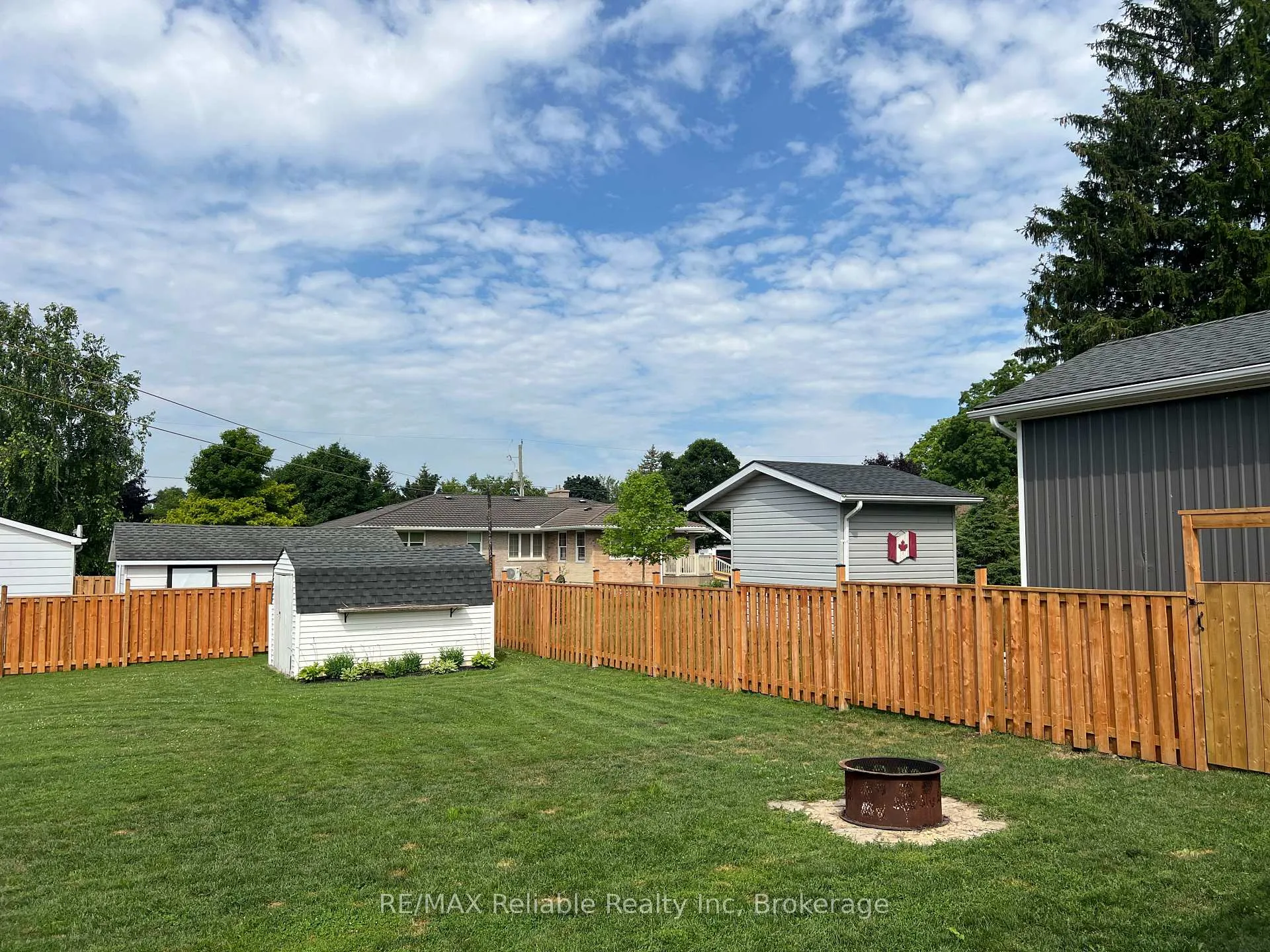 Photo 39 of 386 James Street, Central Huron, Clinton — HOMEH